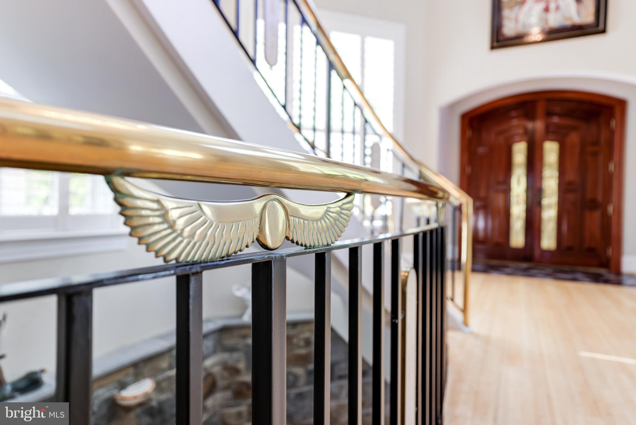 EAGLE ROCK - Residential