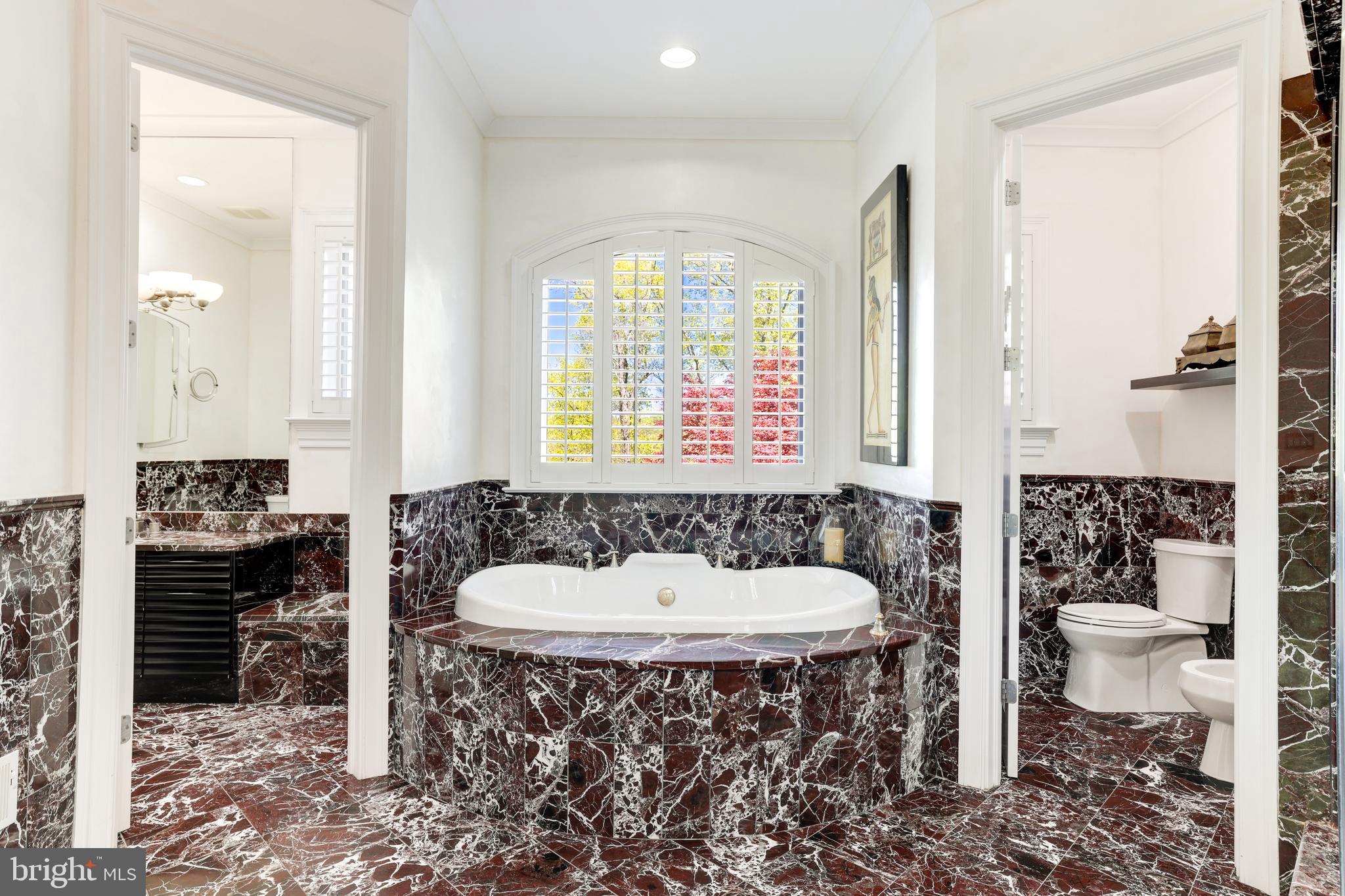 EAGLE ROCK - Residential