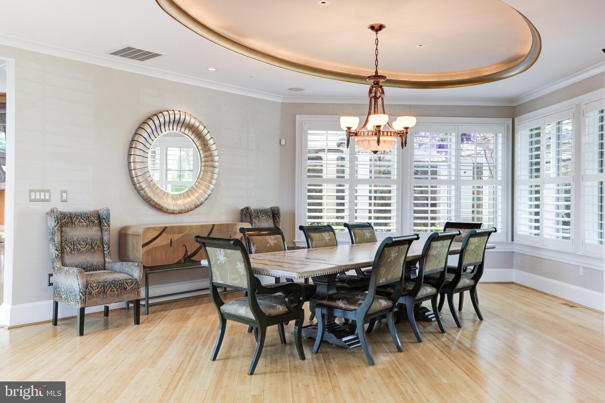 EAGLE ROCK - Residential