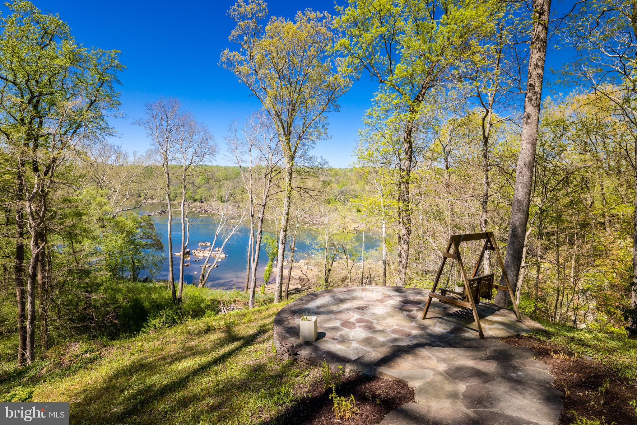 EAGLE ROCK - Residential
