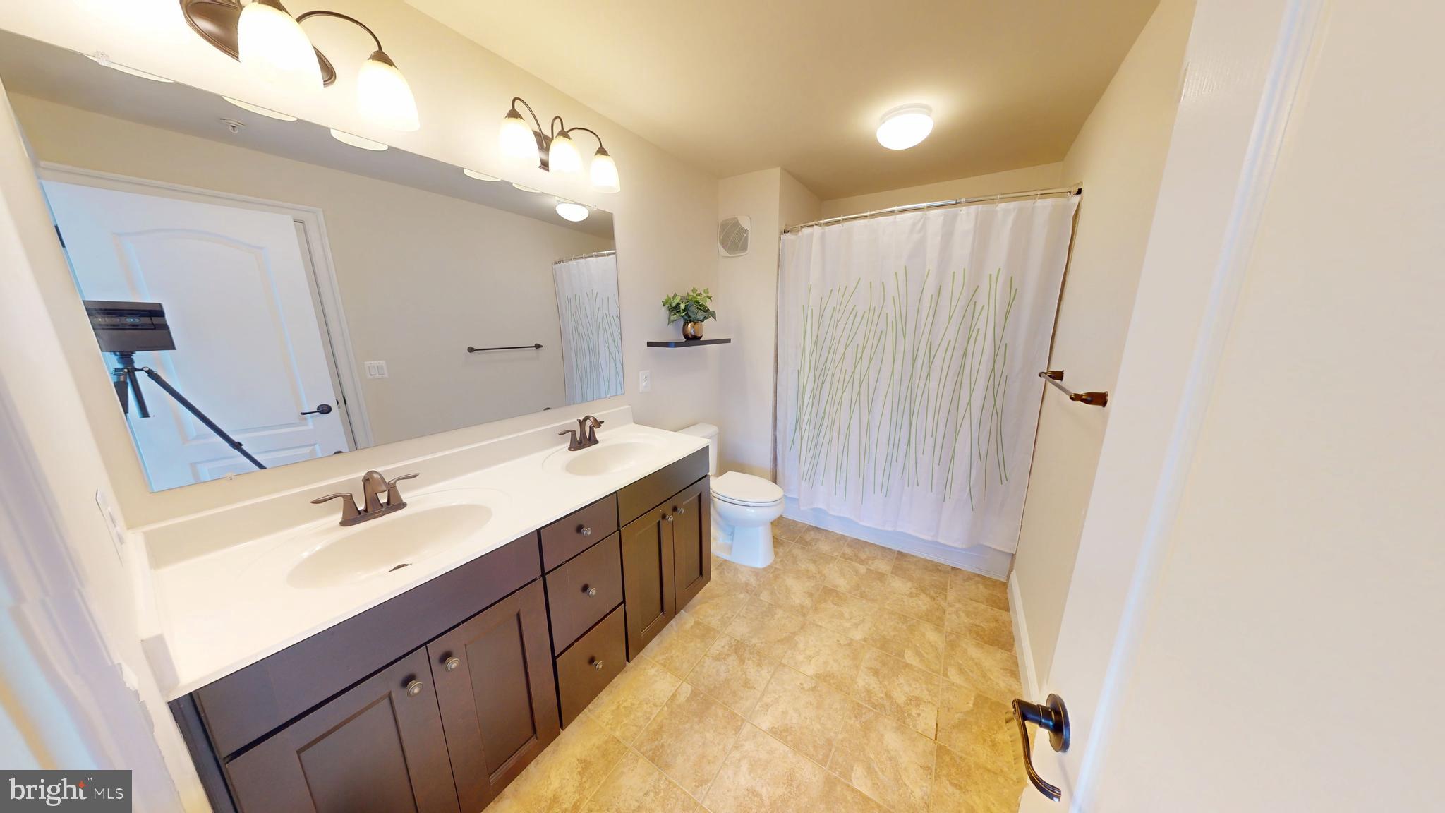 PRESERVE AT GOOSE CREEK - Residential Lease