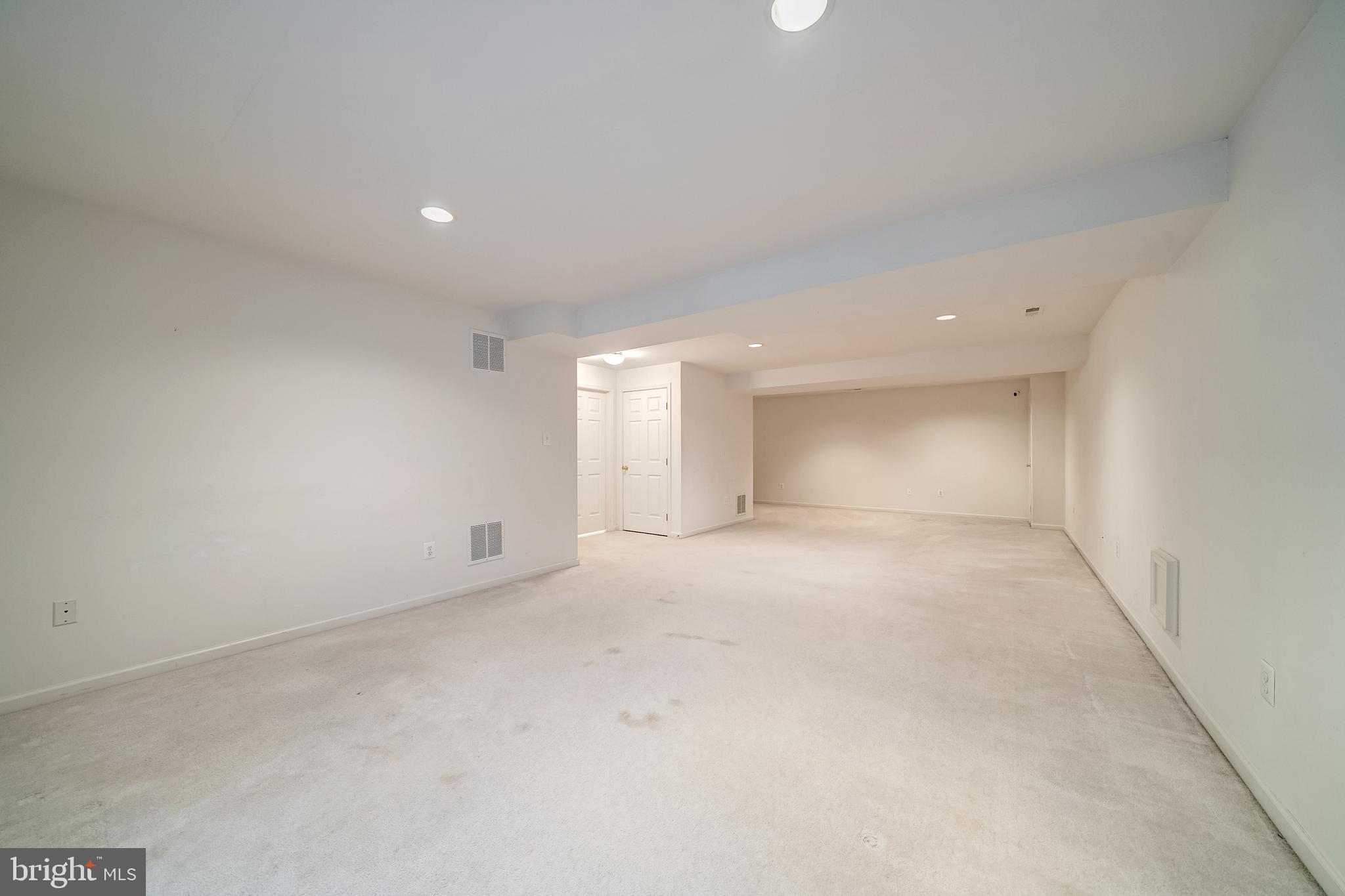 QUINCE ORCHARD PARK - Residential Lease