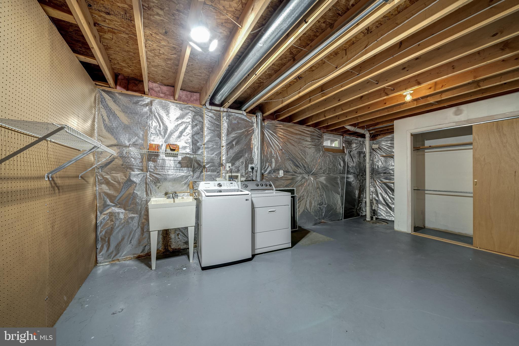 QUINCE ORCHARD PARK - Residential Lease