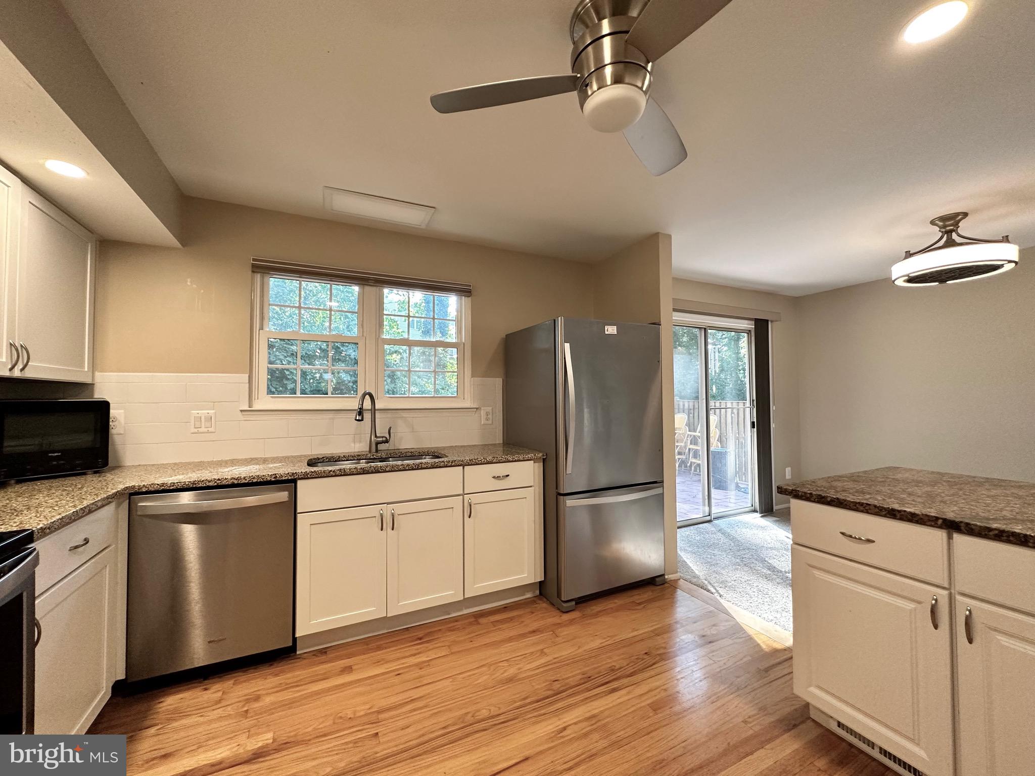 BURKE CENTRE - Residential Lease