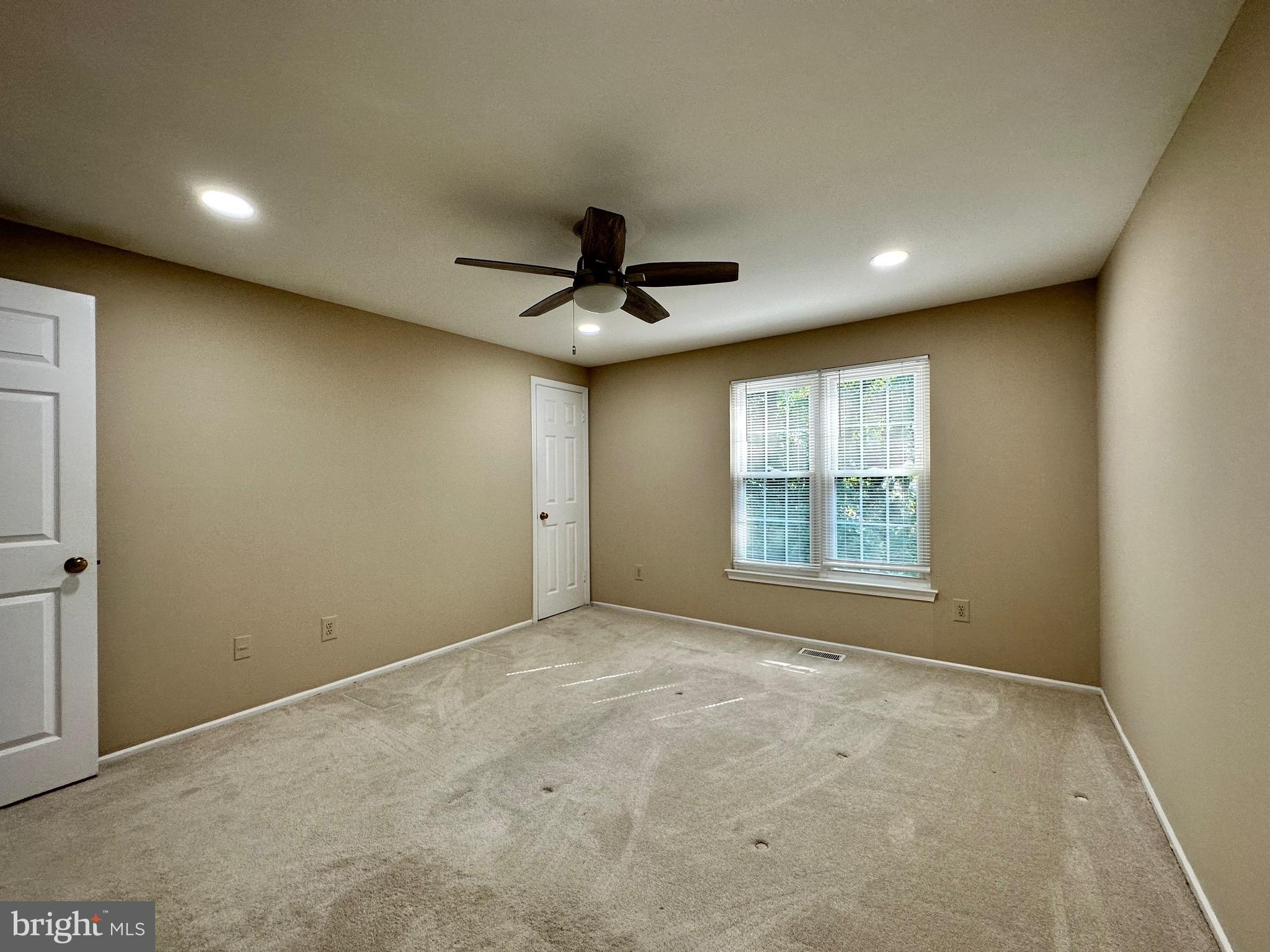 BURKE CENTRE - Residential Lease