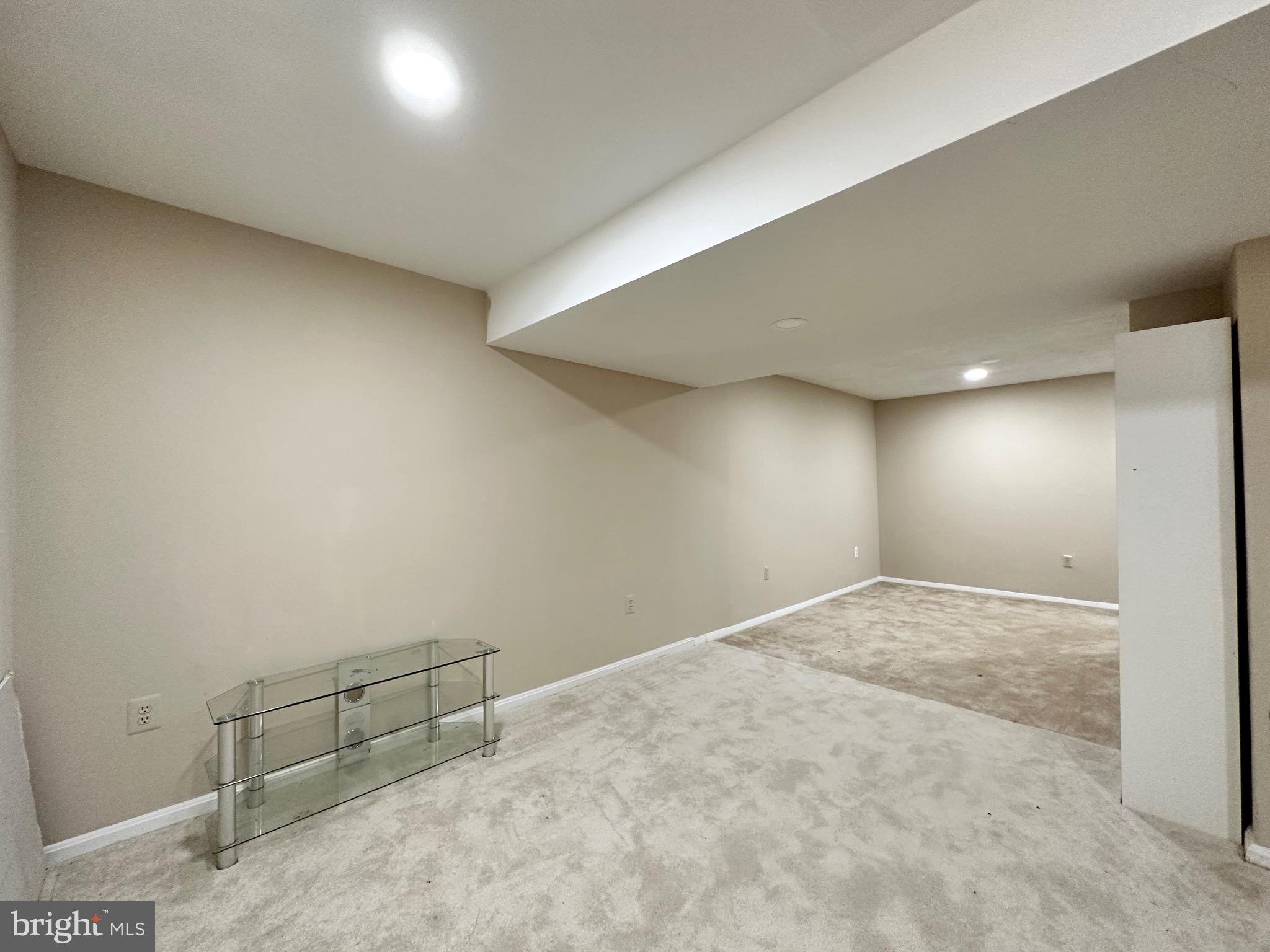 BURKE CENTRE - Residential Lease