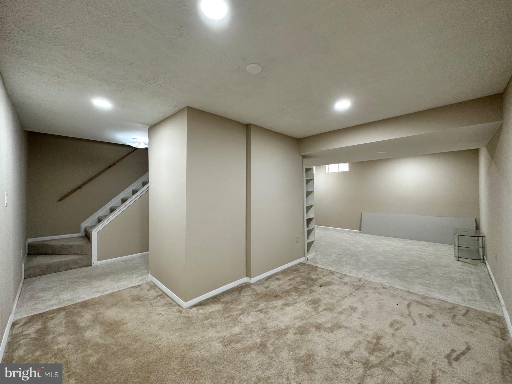 BURKE CENTRE - Residential Lease