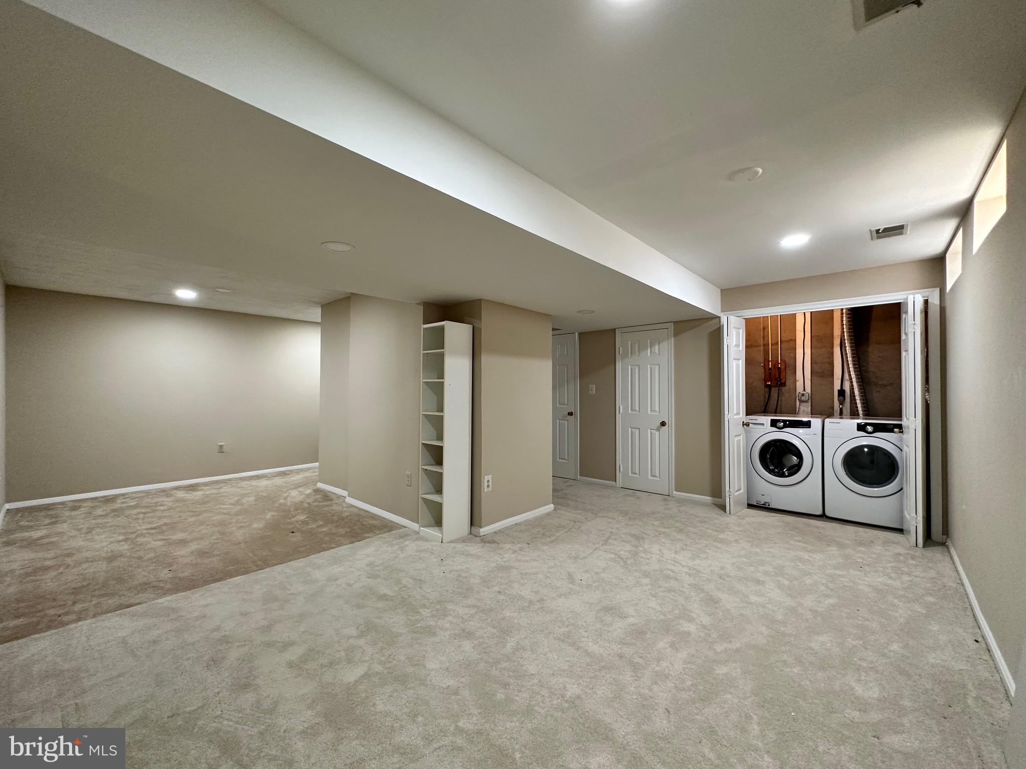 BURKE CENTRE - Residential Lease