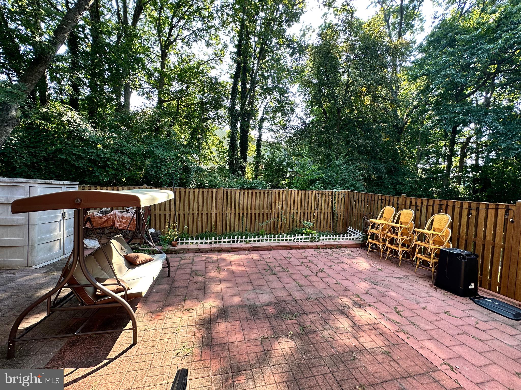 BURKE CENTRE - Residential Lease