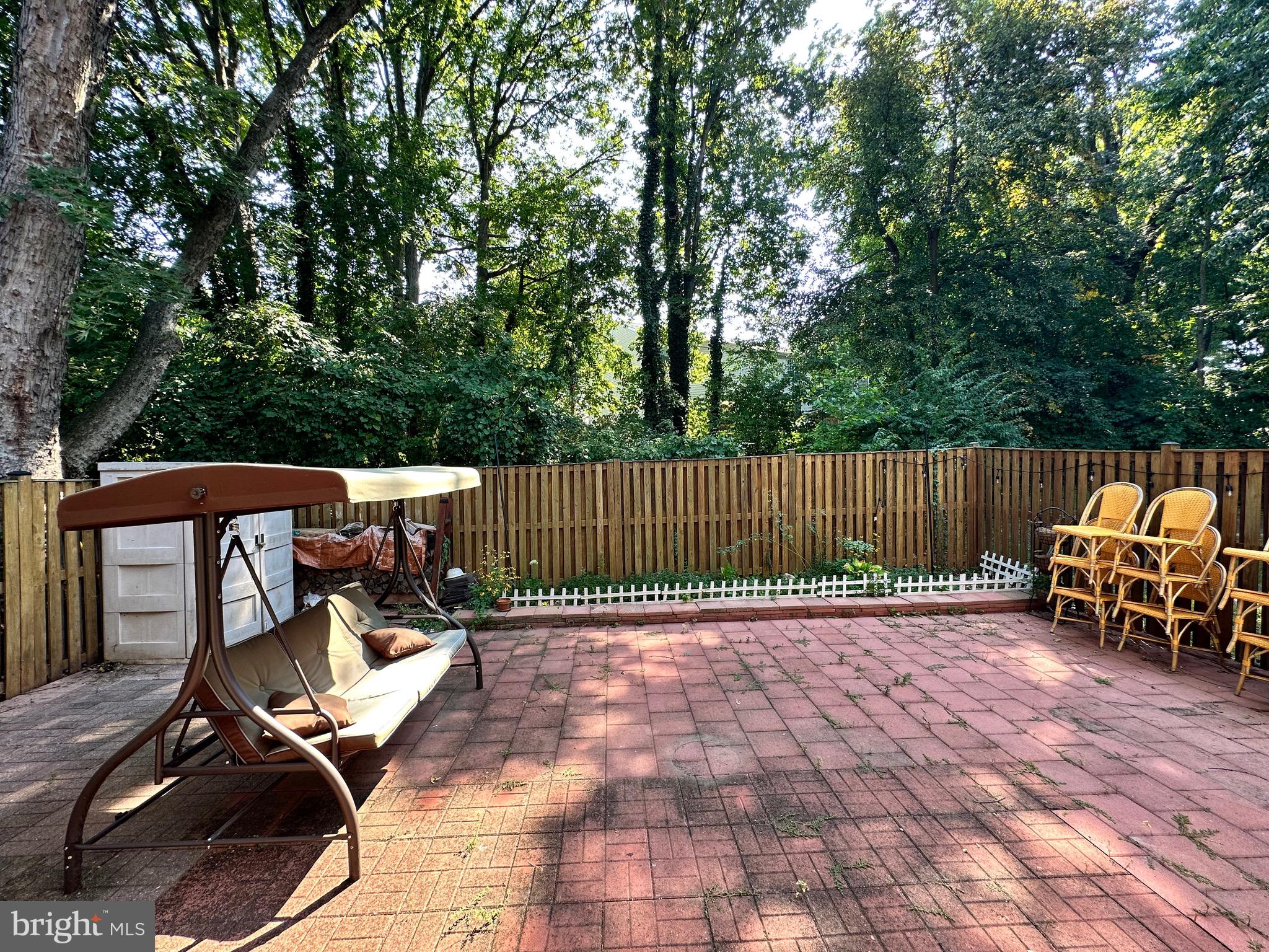 BURKE CENTRE - Residential Lease