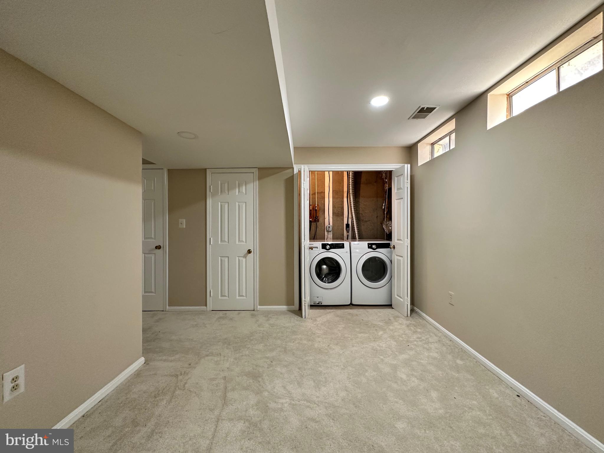 BURKE CENTRE - Residential Lease