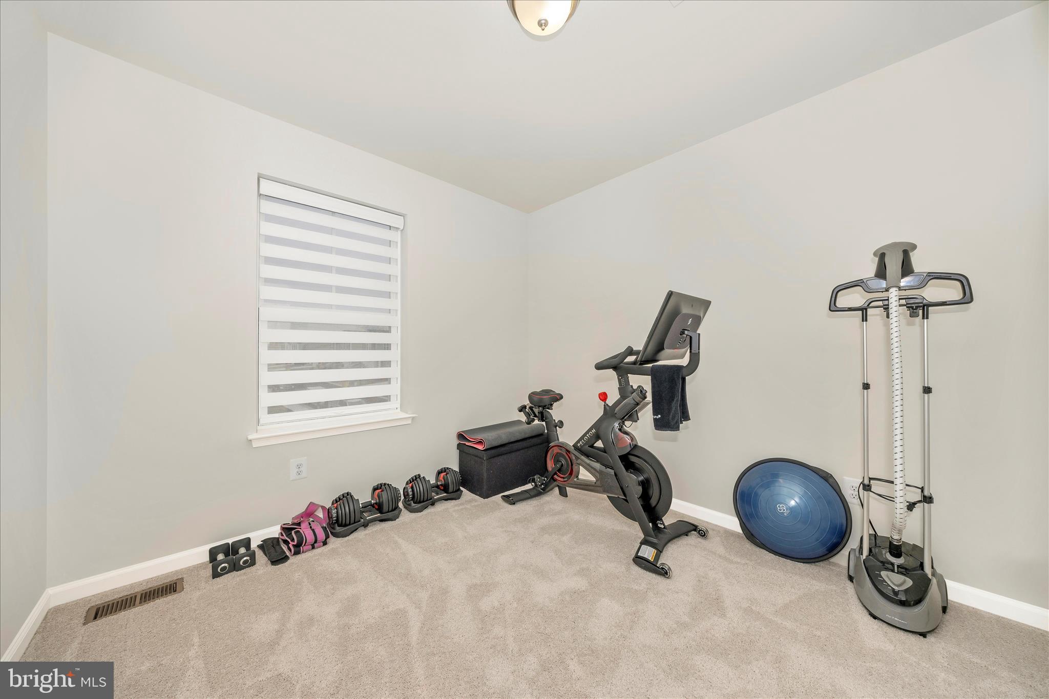 OVERLOOK AT RIVERSIDE TOWNHOMES - Residential