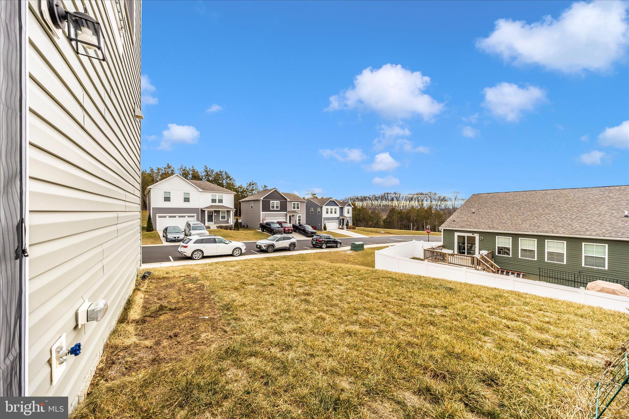 OVERLOOK AT RIVERSIDE TOWNHOMES - Residential