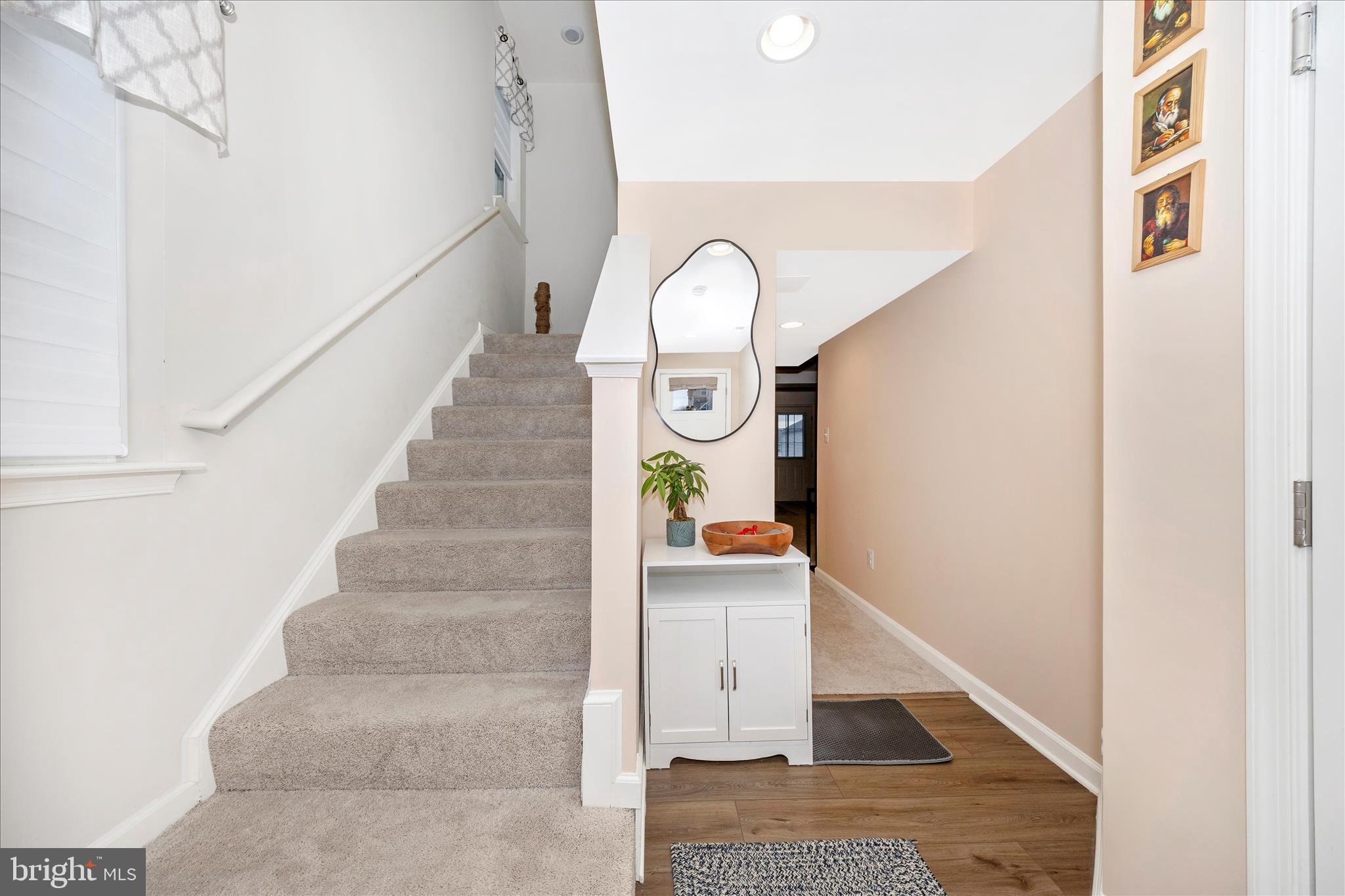 OVERLOOK AT RIVERSIDE TOWNHOMES - Residential