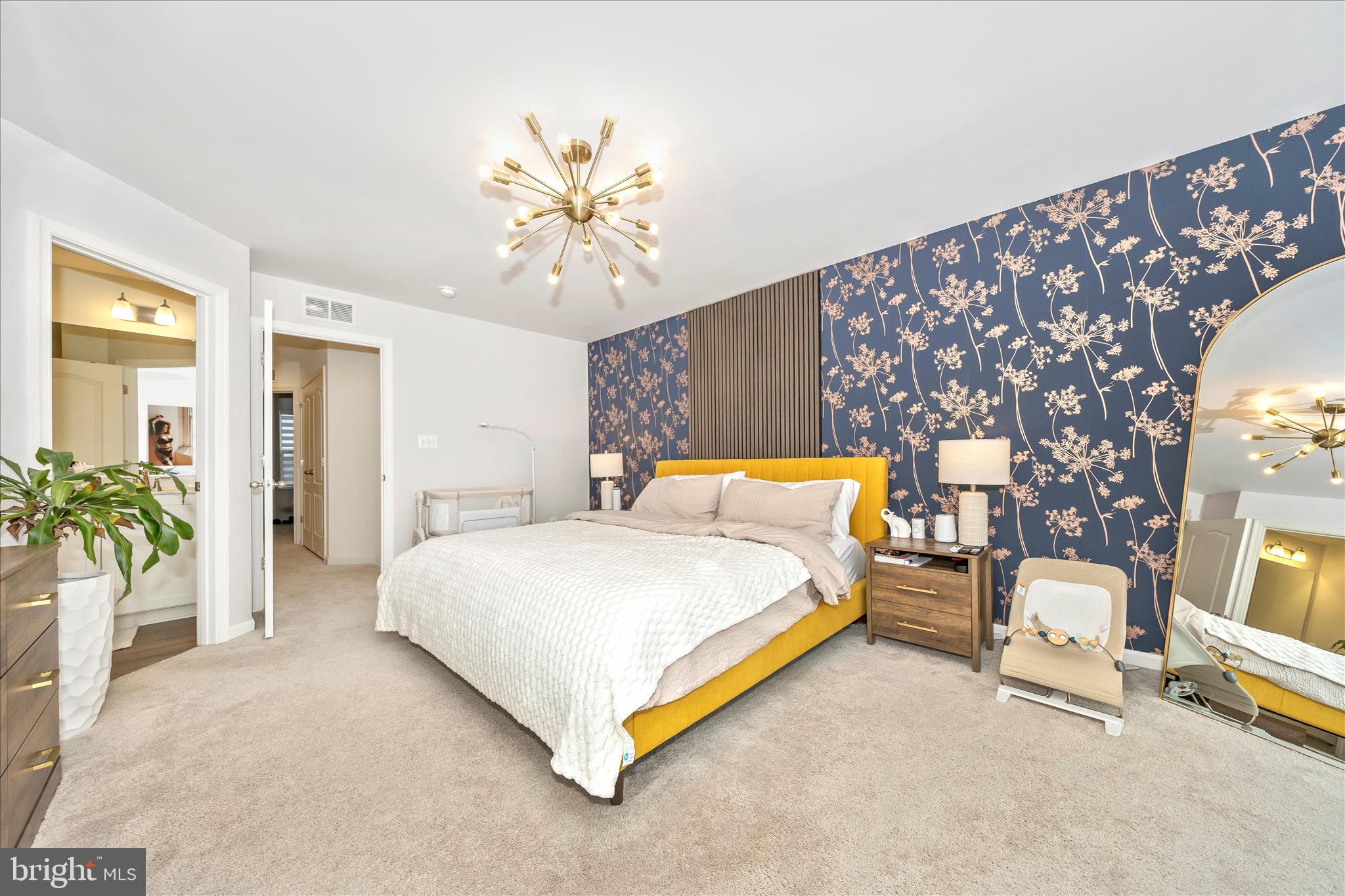 OVERLOOK AT RIVERSIDE TOWNHOMES - Residential