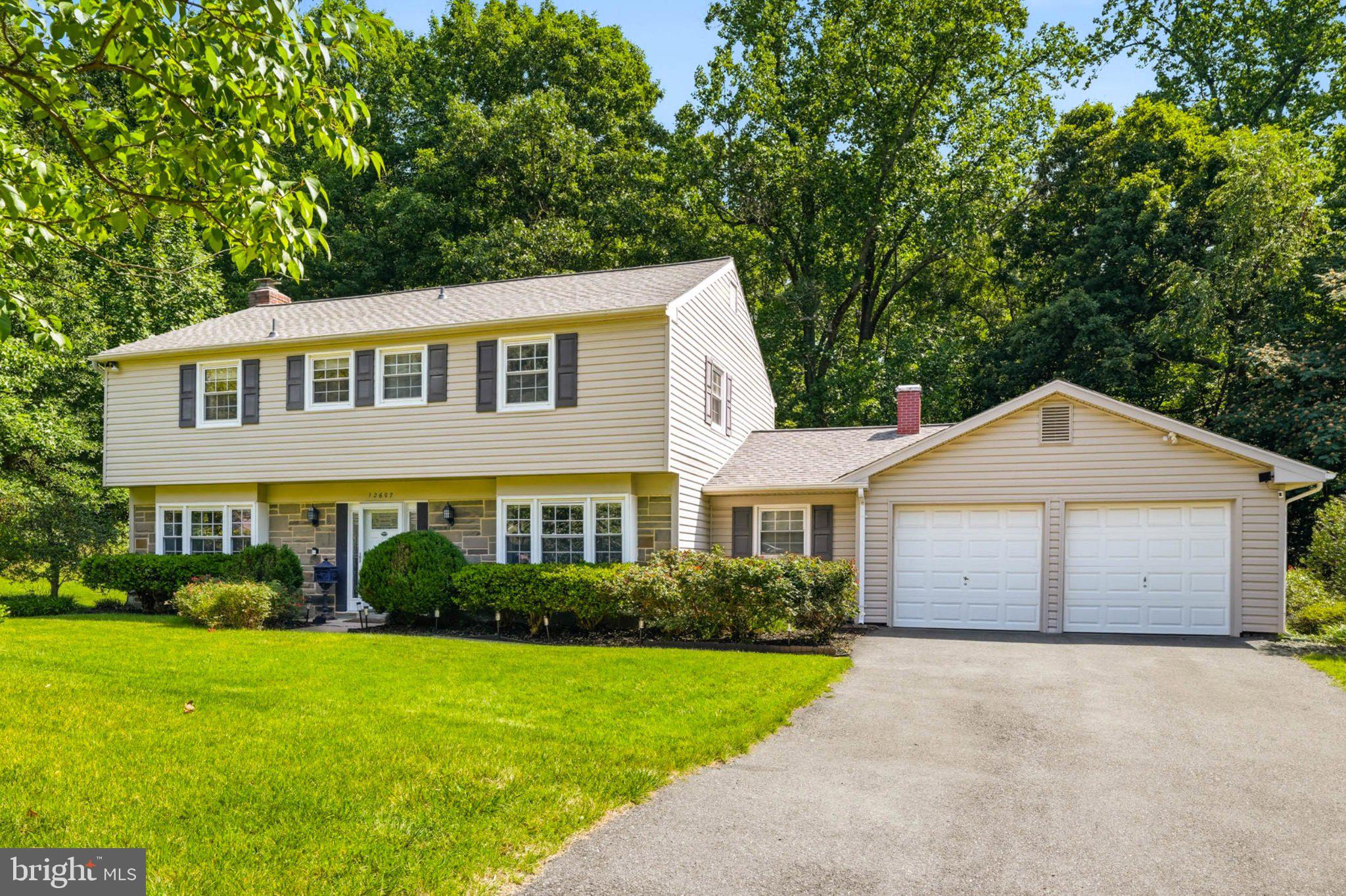 12607 IVYSTONE