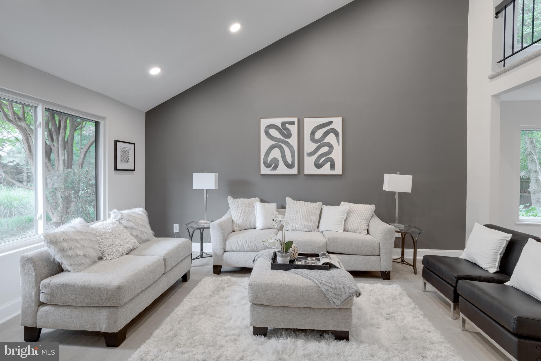 BONNIE BRAE - Residential Lease