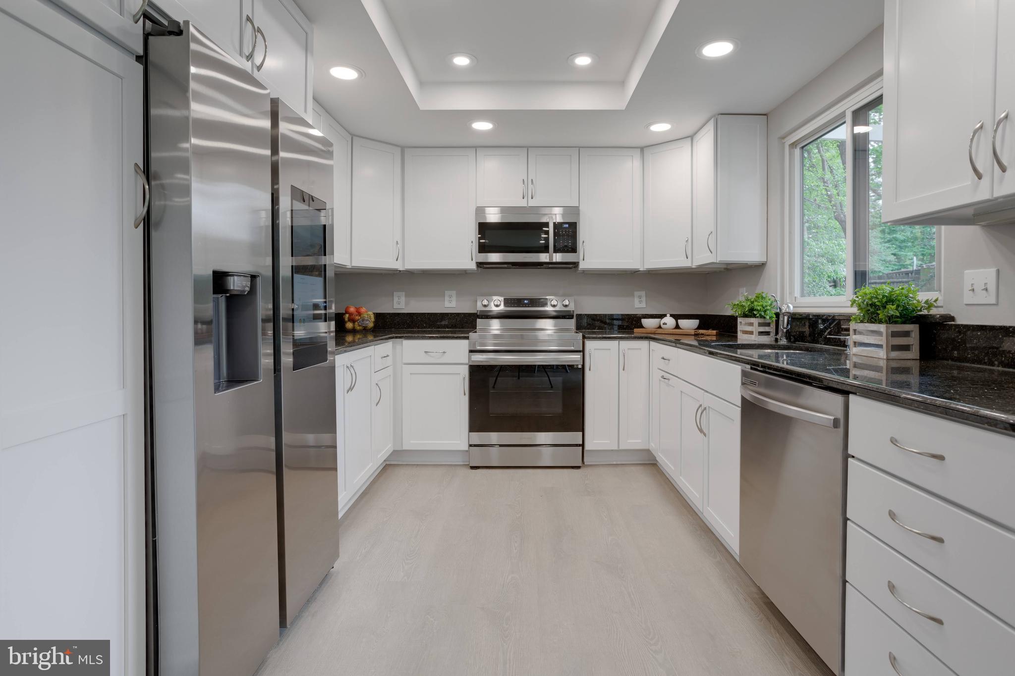 BONNIE BRAE - Residential Lease