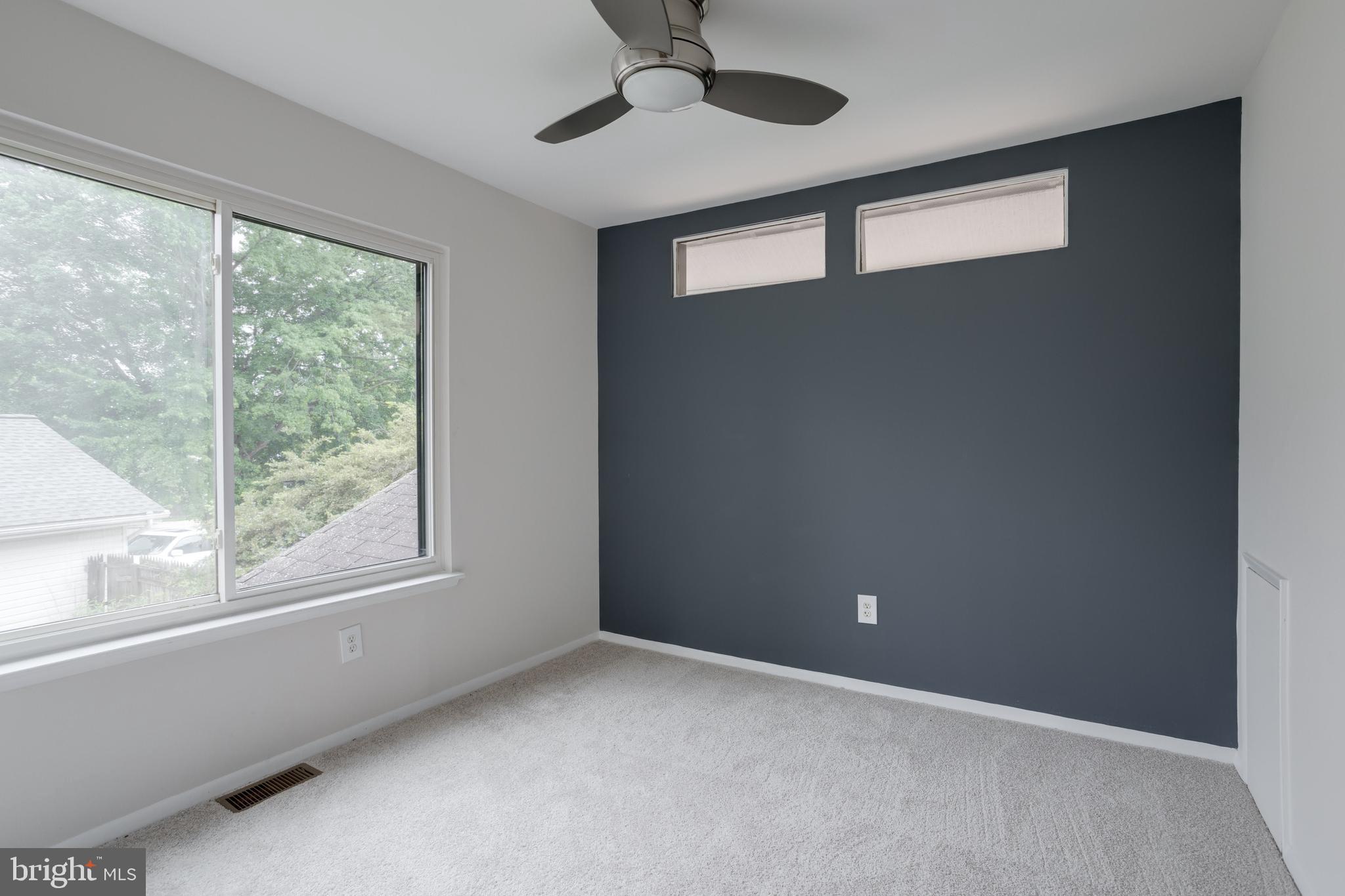 BONNIE BRAE - Residential Lease