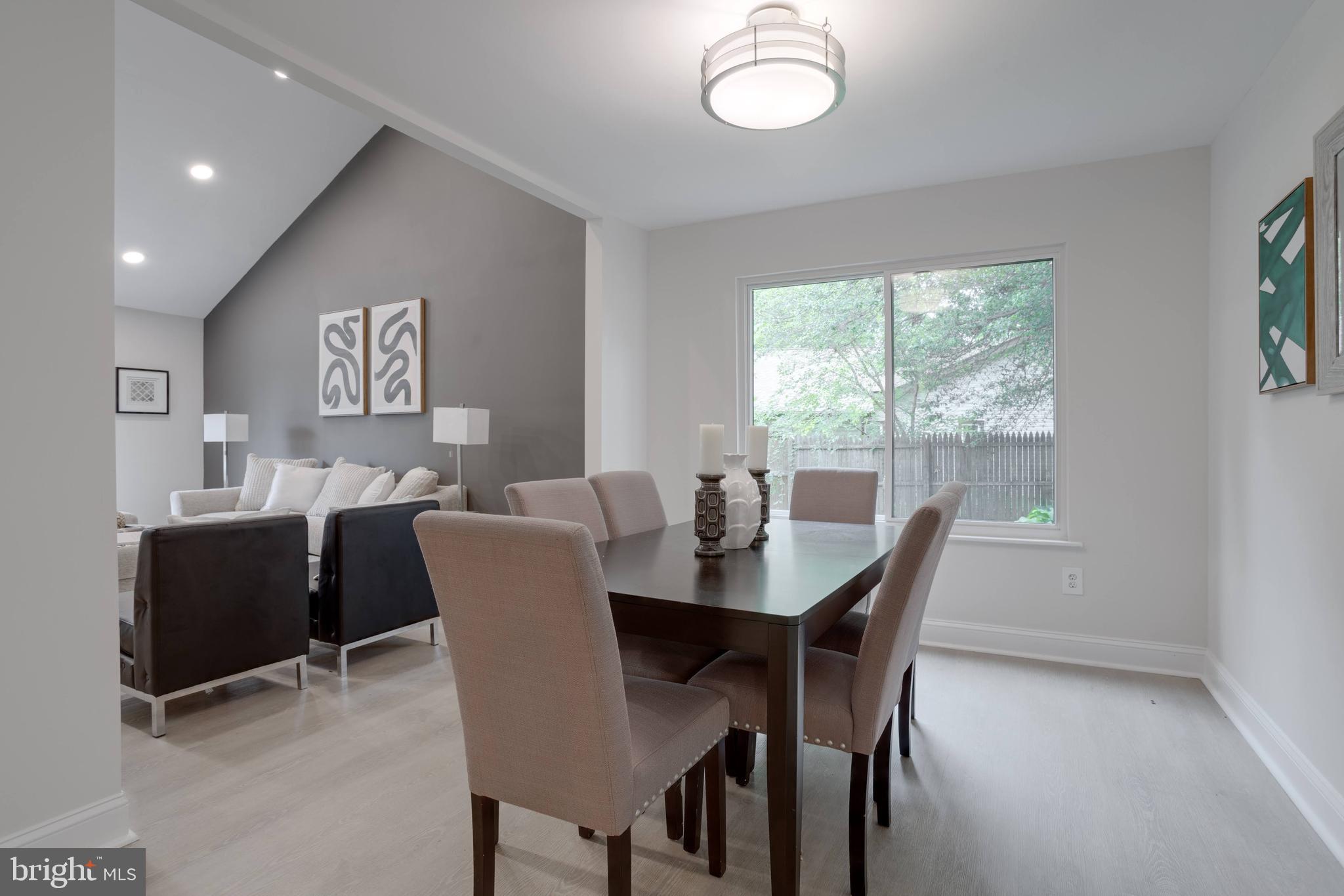 BONNIE BRAE - Residential Lease