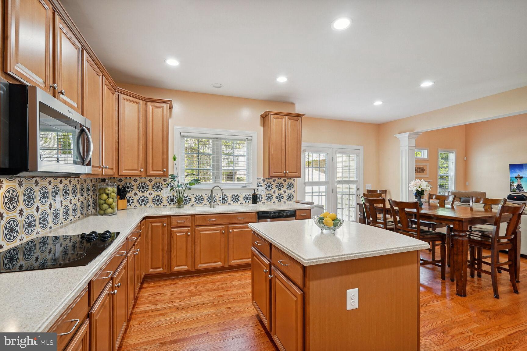 VICTORY RIDGE - Residential