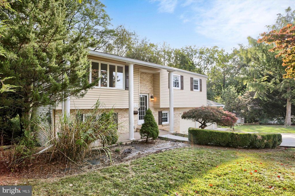 Photo of 419 Mountain Street, SUMMERDALE, PA 17093 (MLS # PACB2047080)