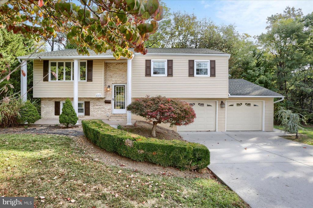 Photo of 419 Mountain Street, SUMMERDALE, PA 17093 (MLS # PACB2047080)