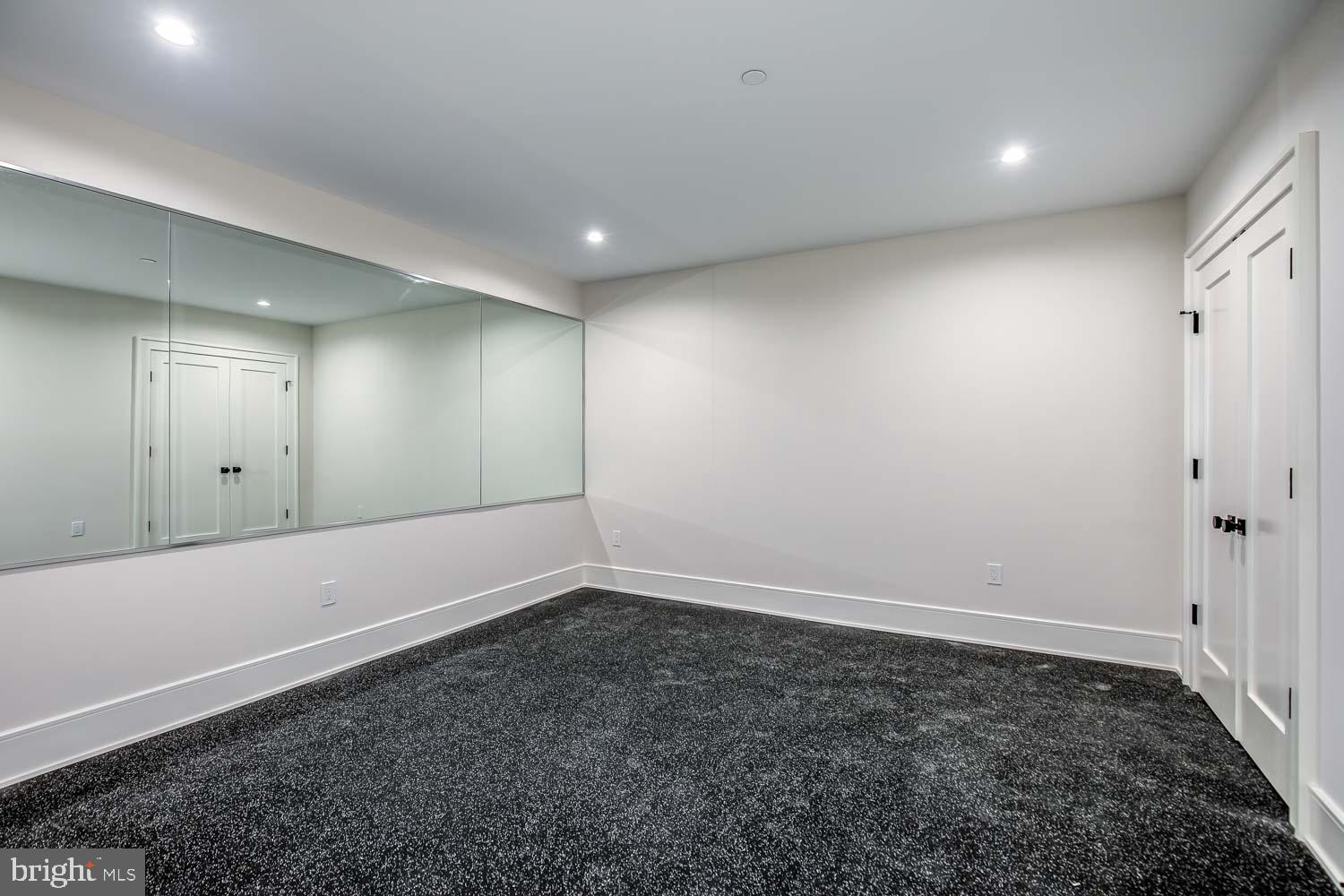 ALTA VISTA TERRACE - Residential