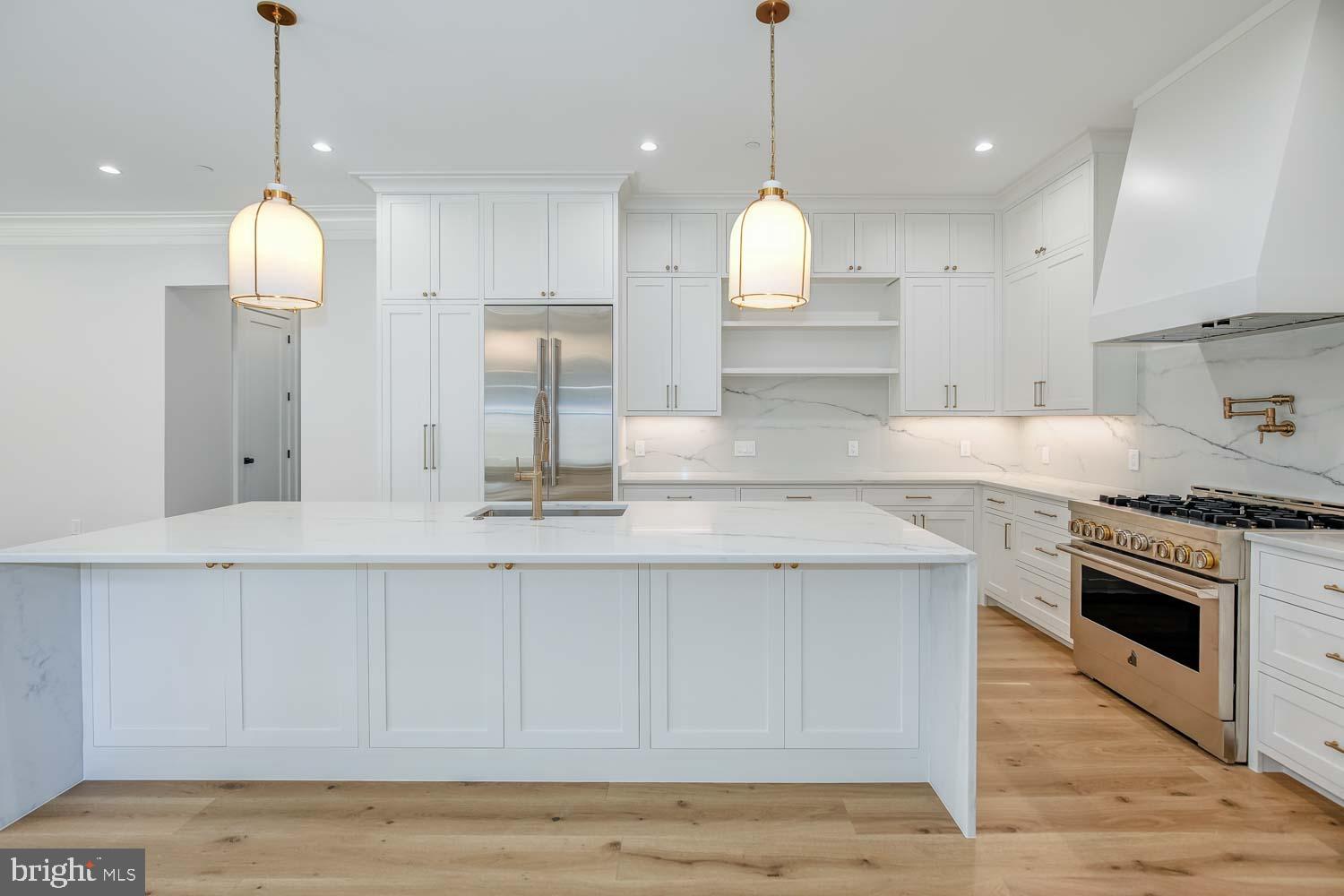 ALTA VISTA TERRACE - Residential