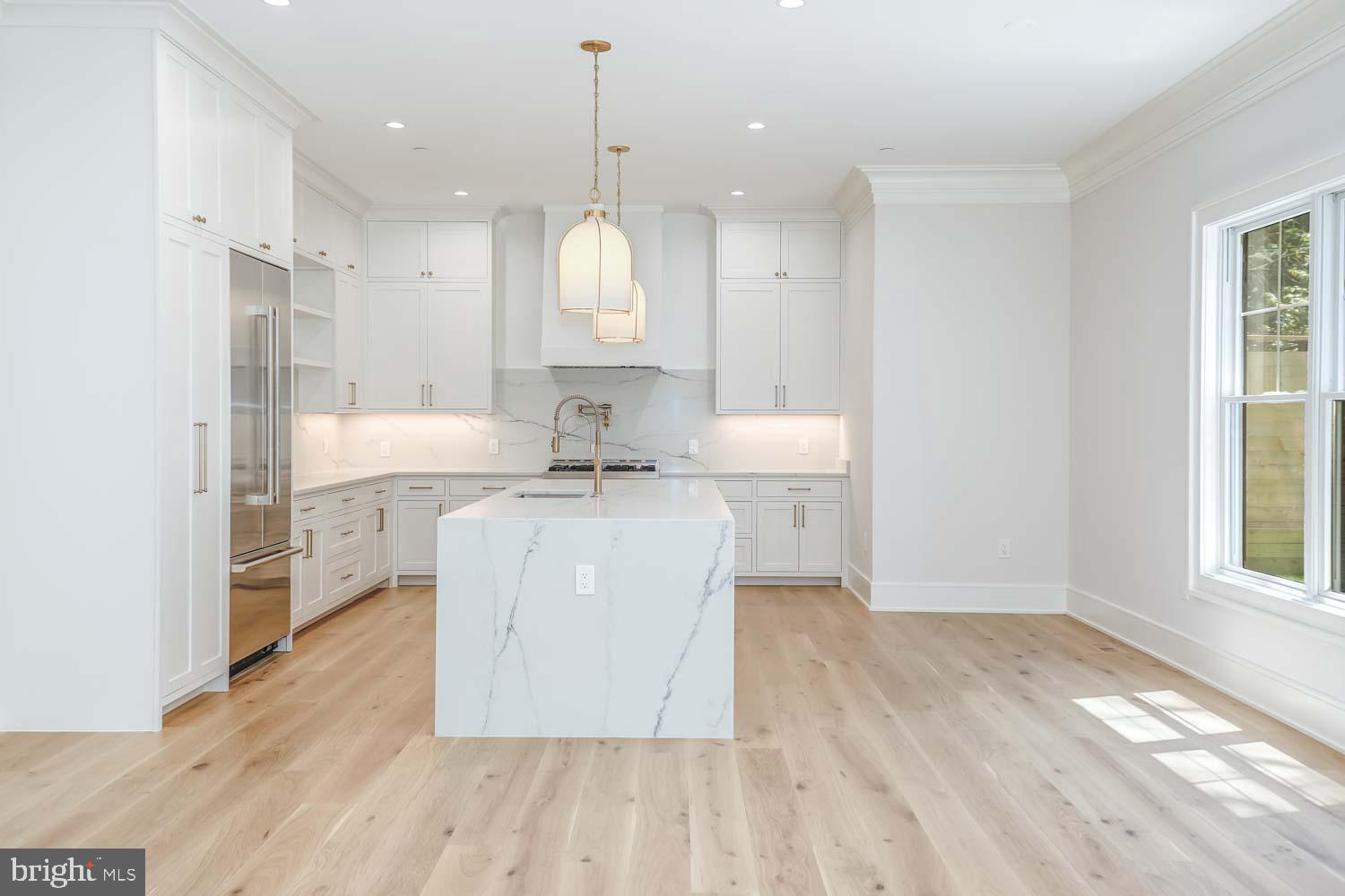 ALTA VISTA TERRACE - Residential