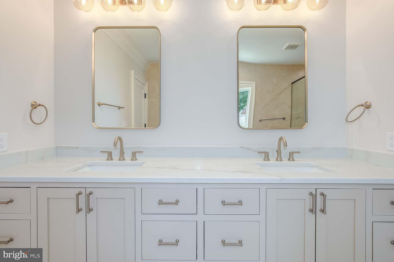 ALTA VISTA TERRACE - Residential