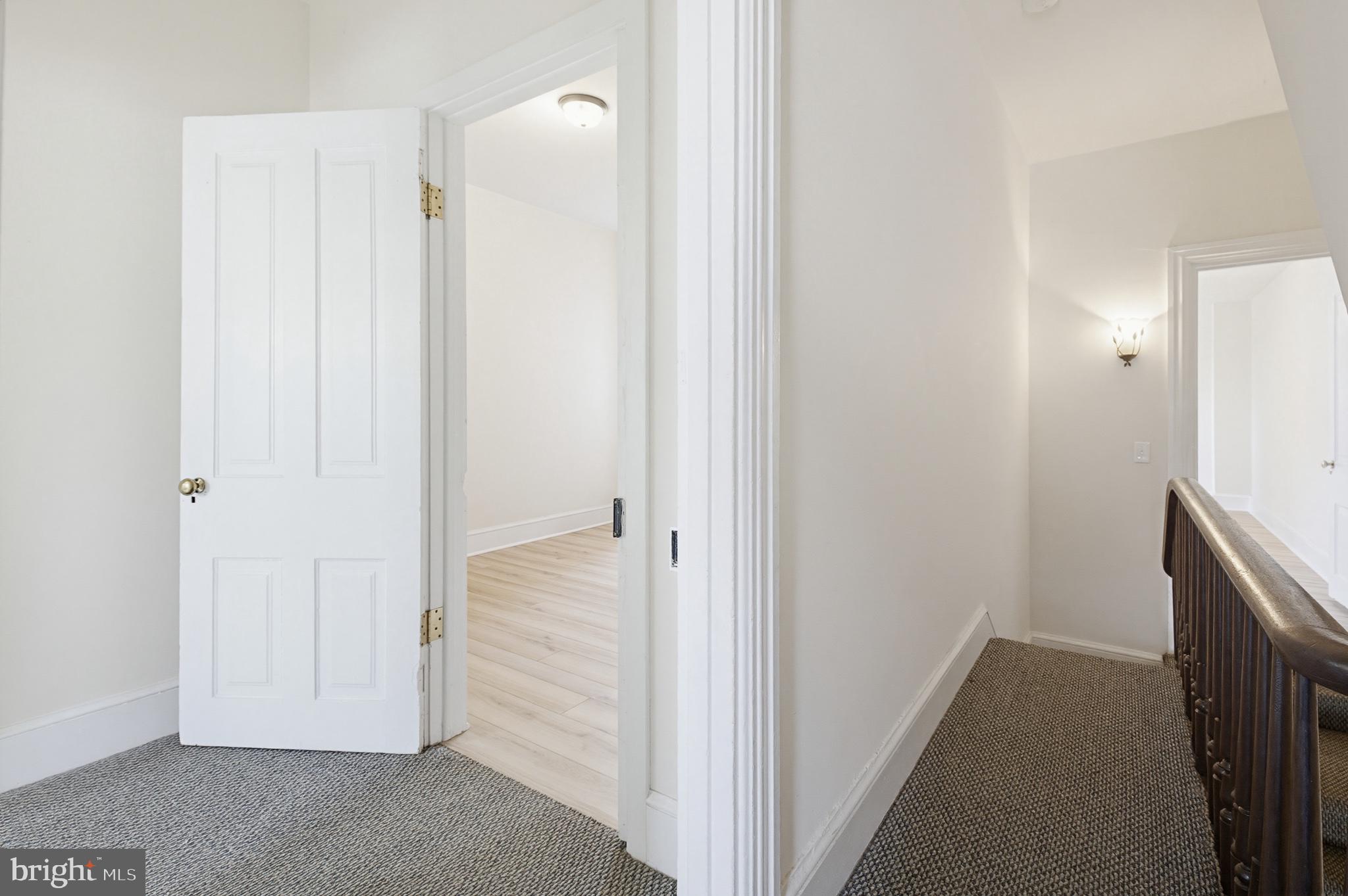 CHESTNUT HILL - Residential