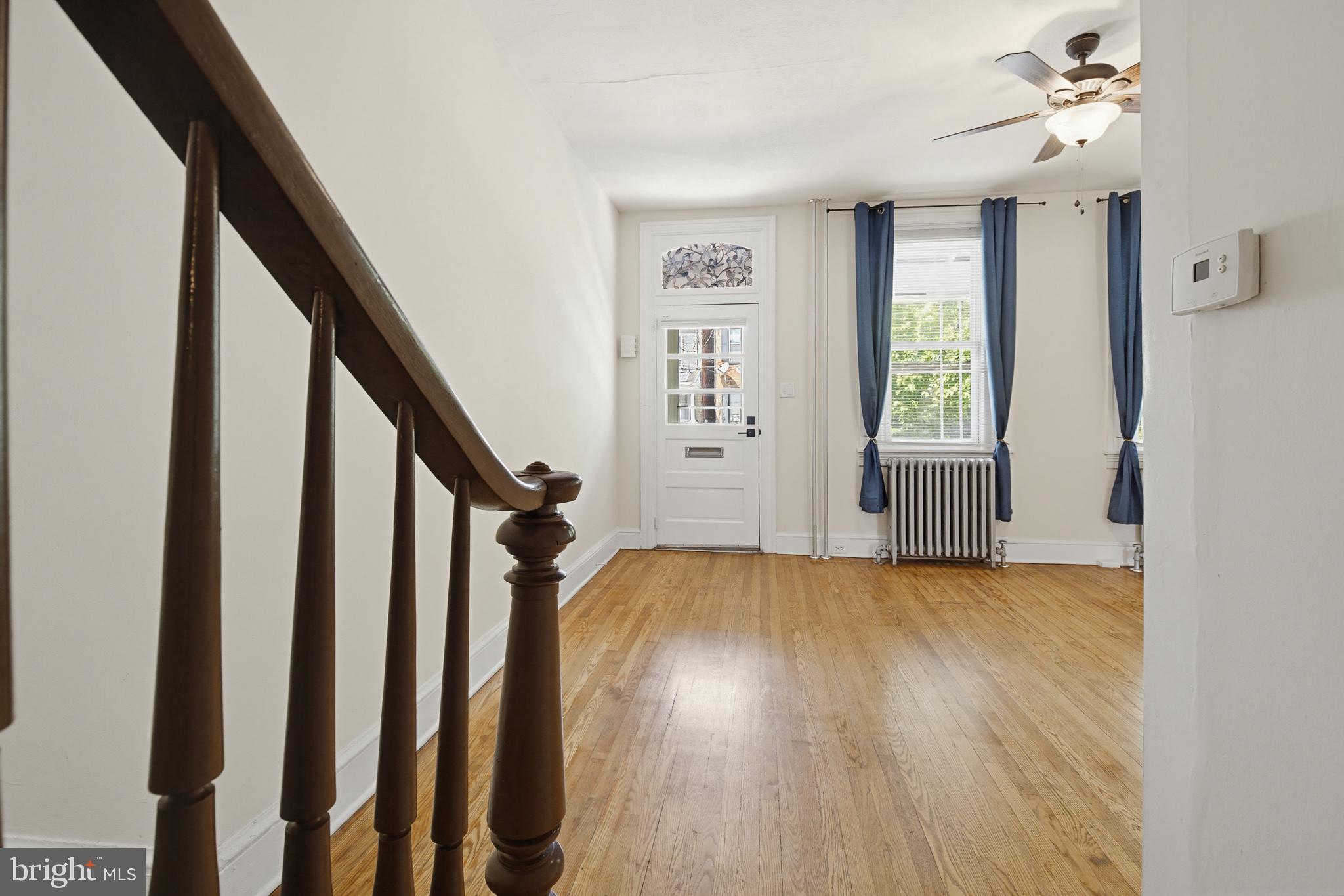 CHESTNUT HILL - Residential
