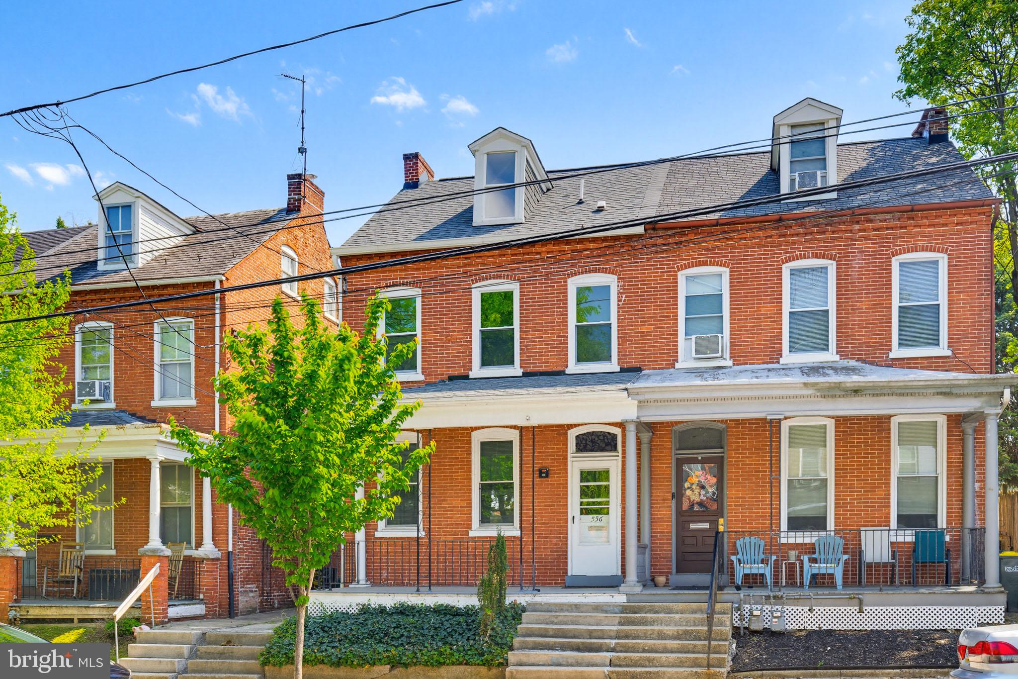 556 W ORANGE STREET