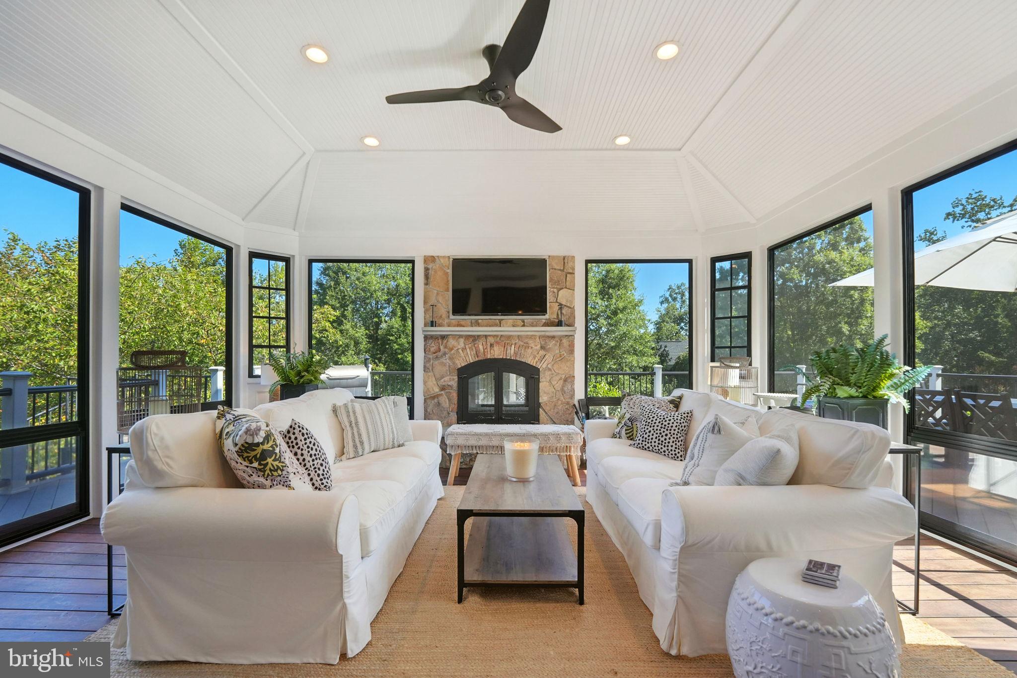 LENAH RUN - Residential