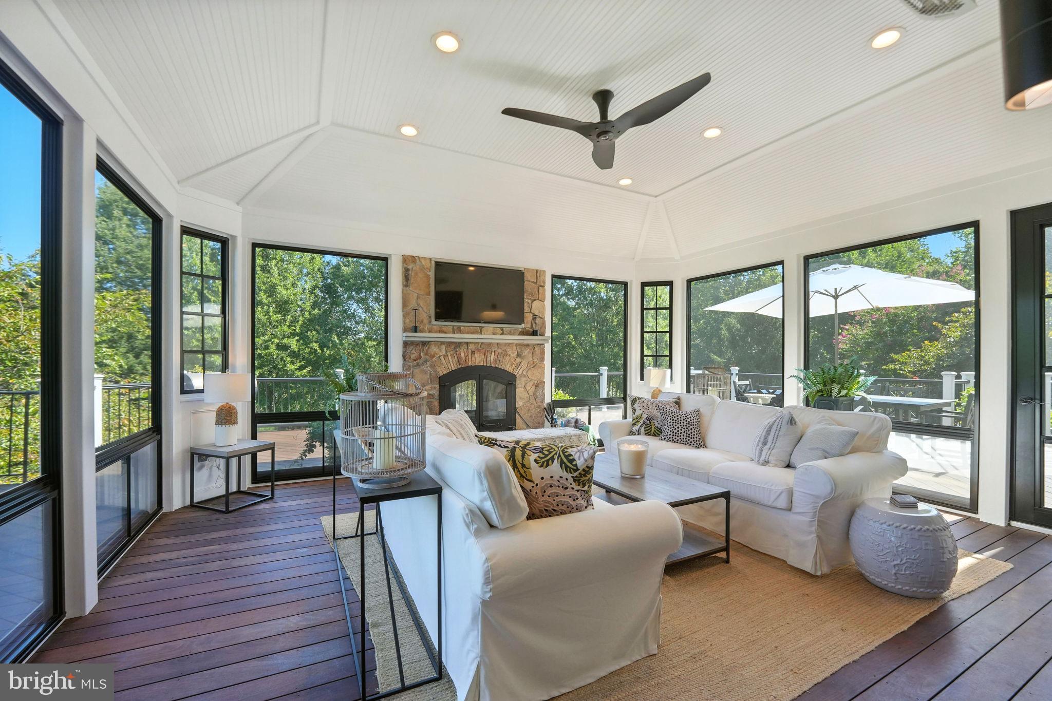 LENAH RUN - Residential