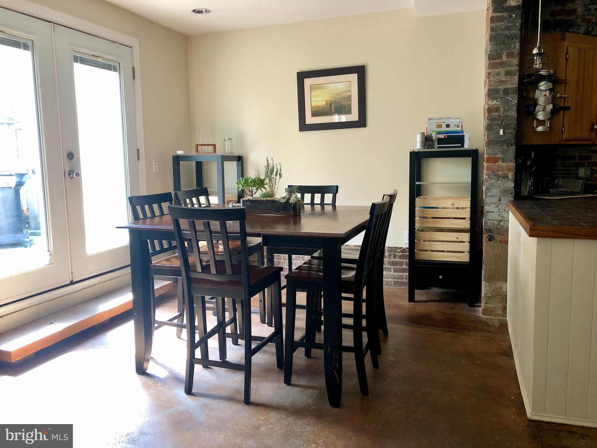 FEDERAL HILL HISTORIC DISTRICT - Residential Lease