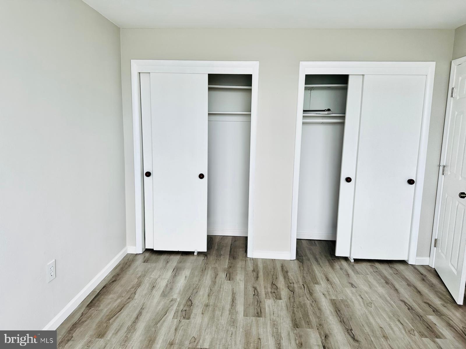 ARLINGTON - Residential