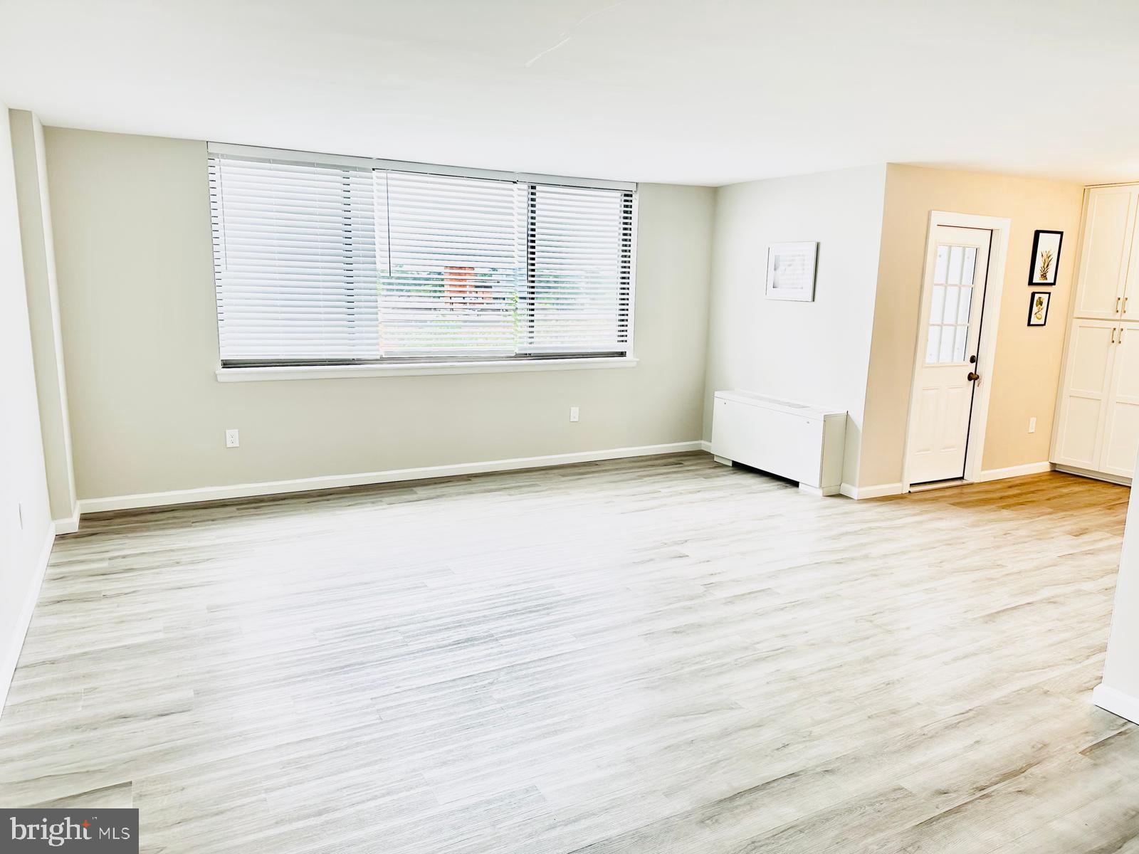 ARLINGTON - Residential