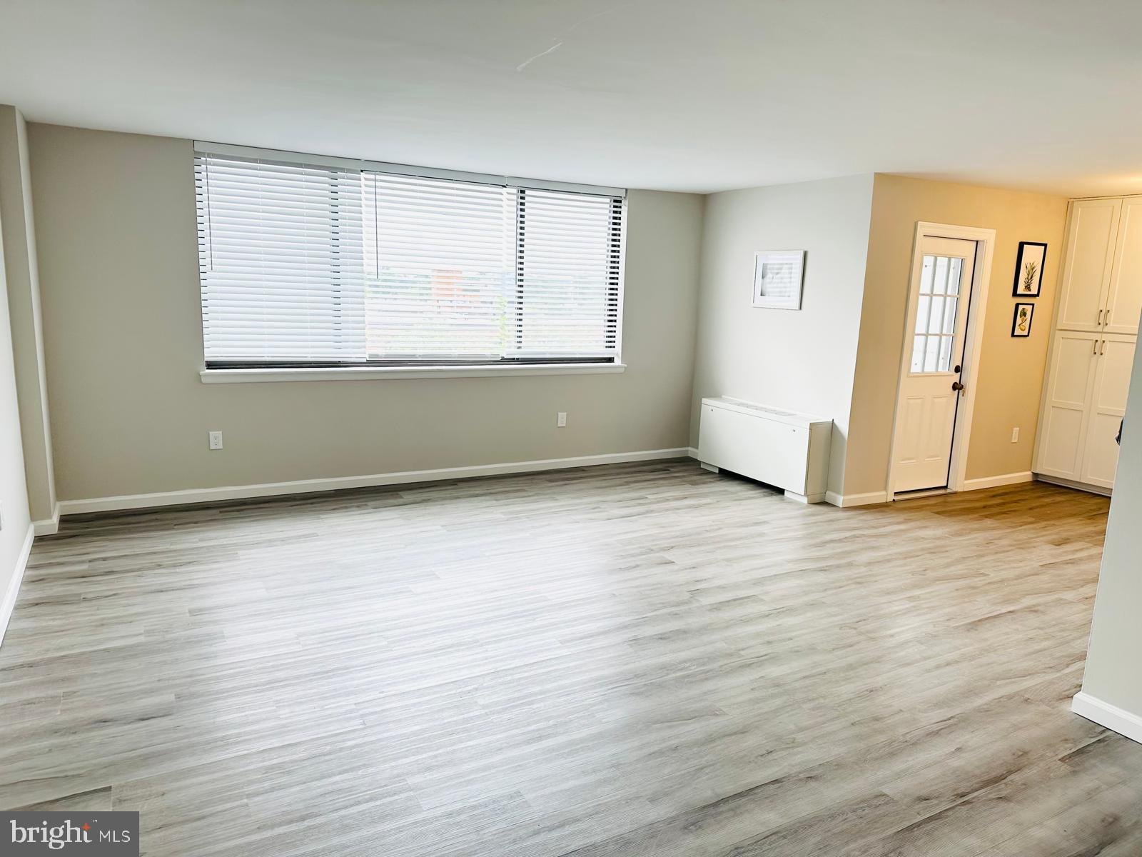 ARLINGTON - Residential