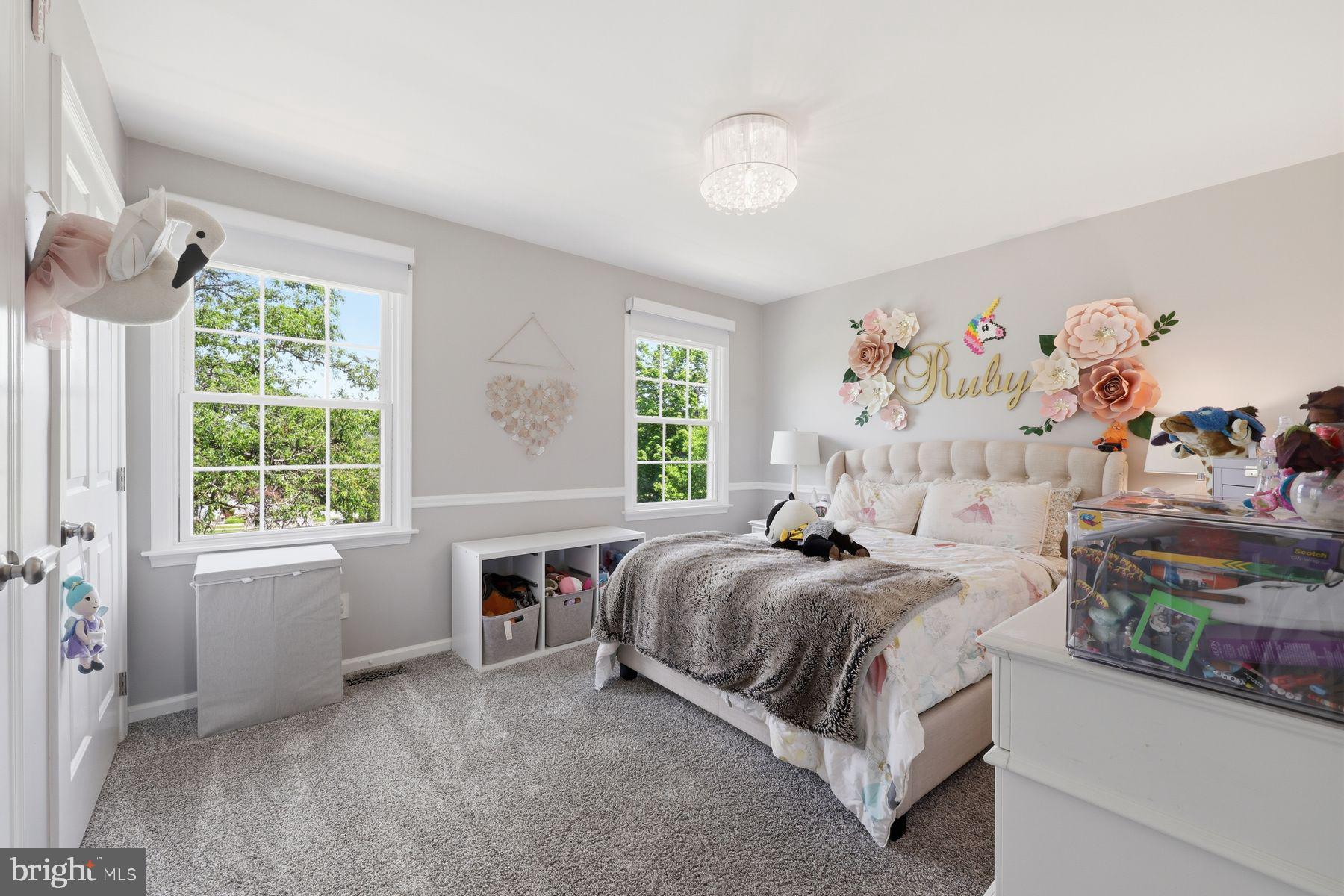 HIGH MEADOW - Residential