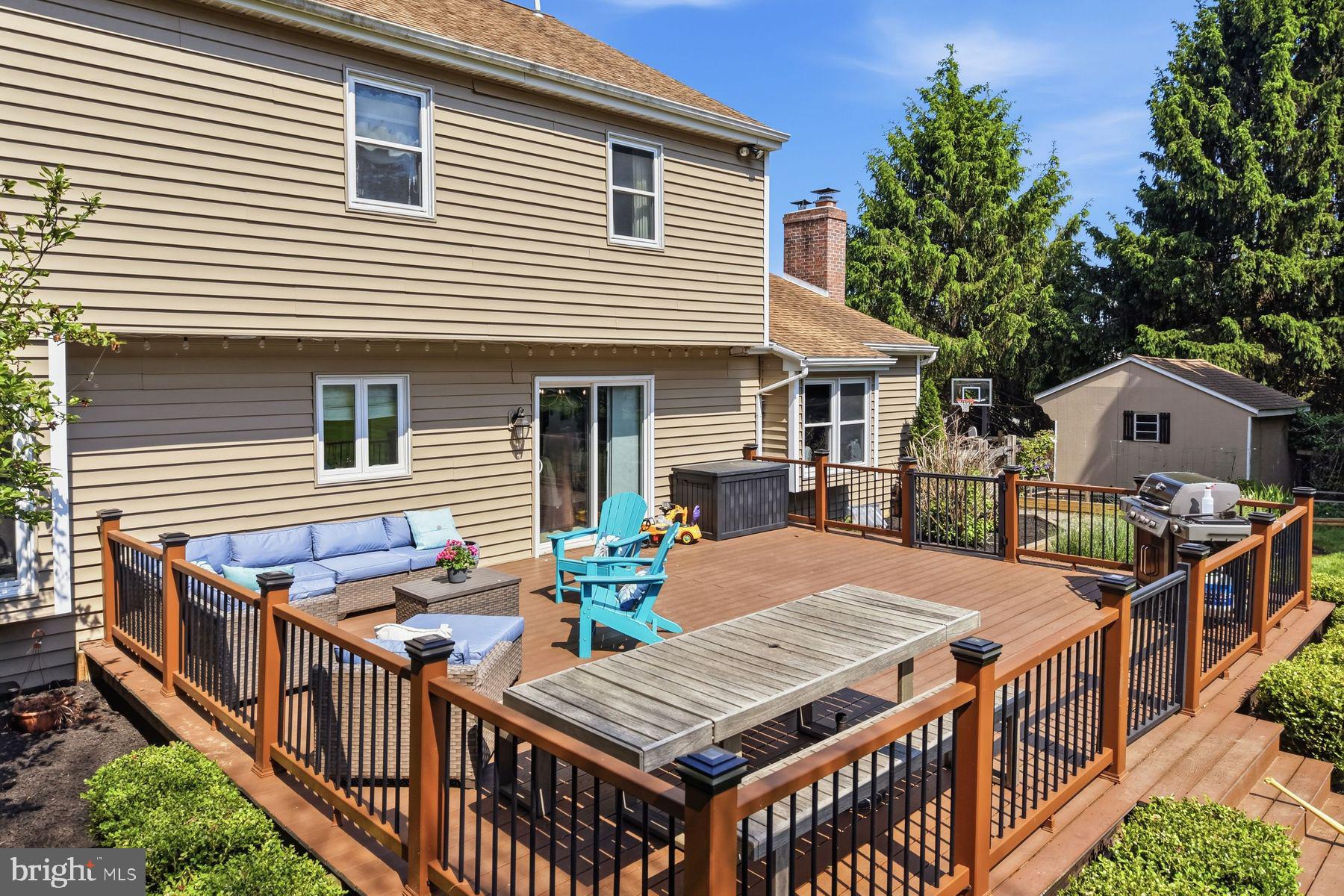 HIGH MEADOW - Residential