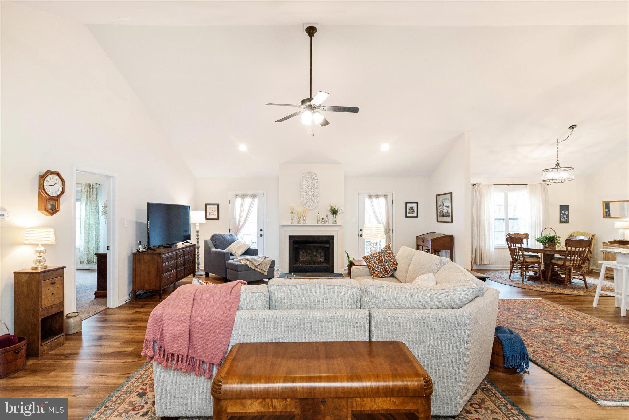 SHEPHERDSTOWNE ESTATES - Residential