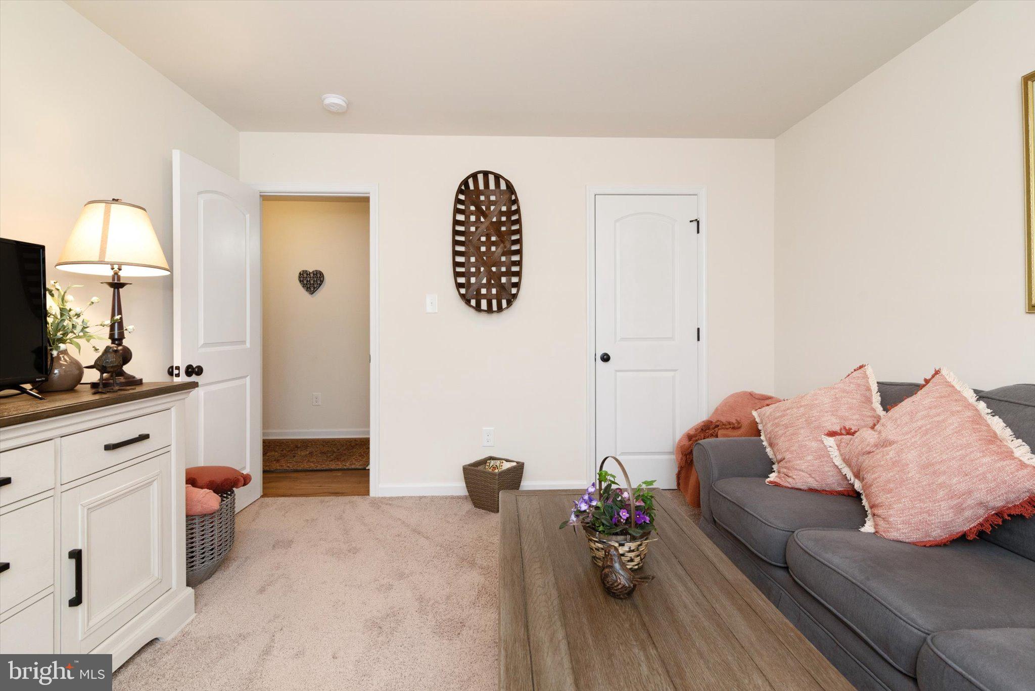 SHEPHERDSTOWNE ESTATES - Residential