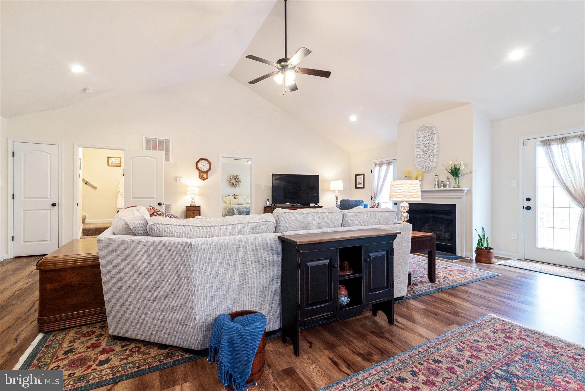 SHEPHERDSTOWNE ESTATES - Residential