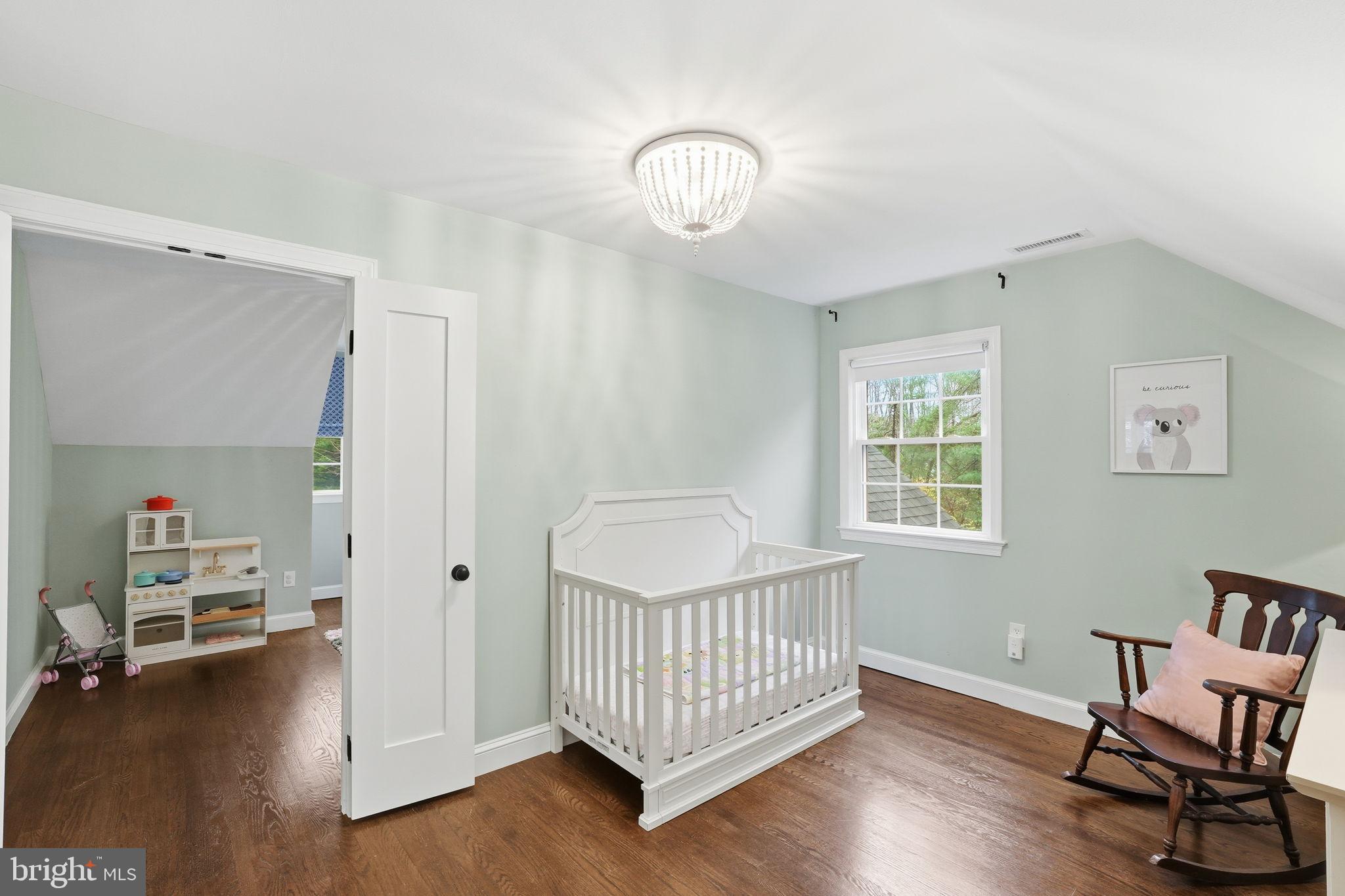 BURNING TREE - Residential