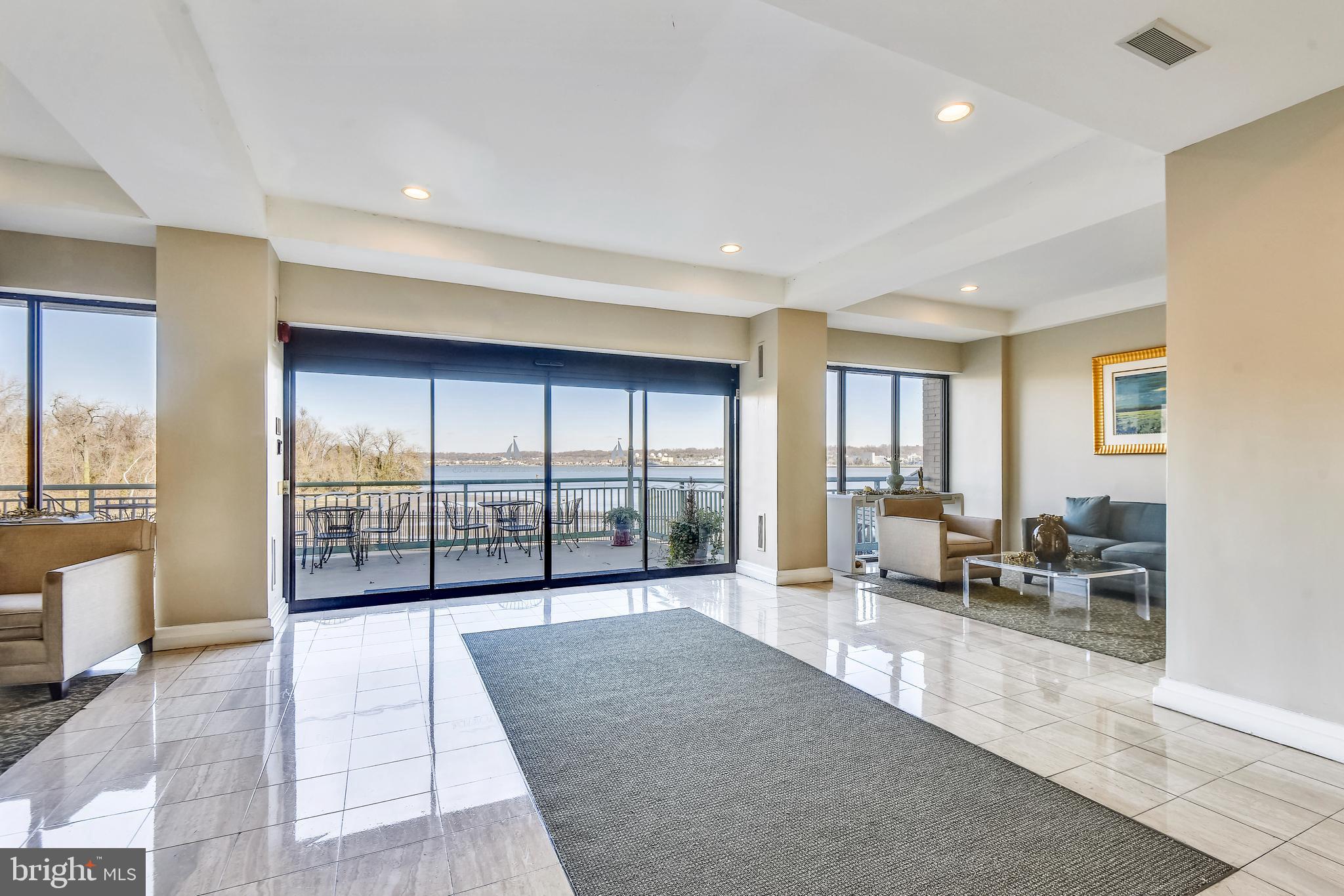 501 SLATERS LANE 413