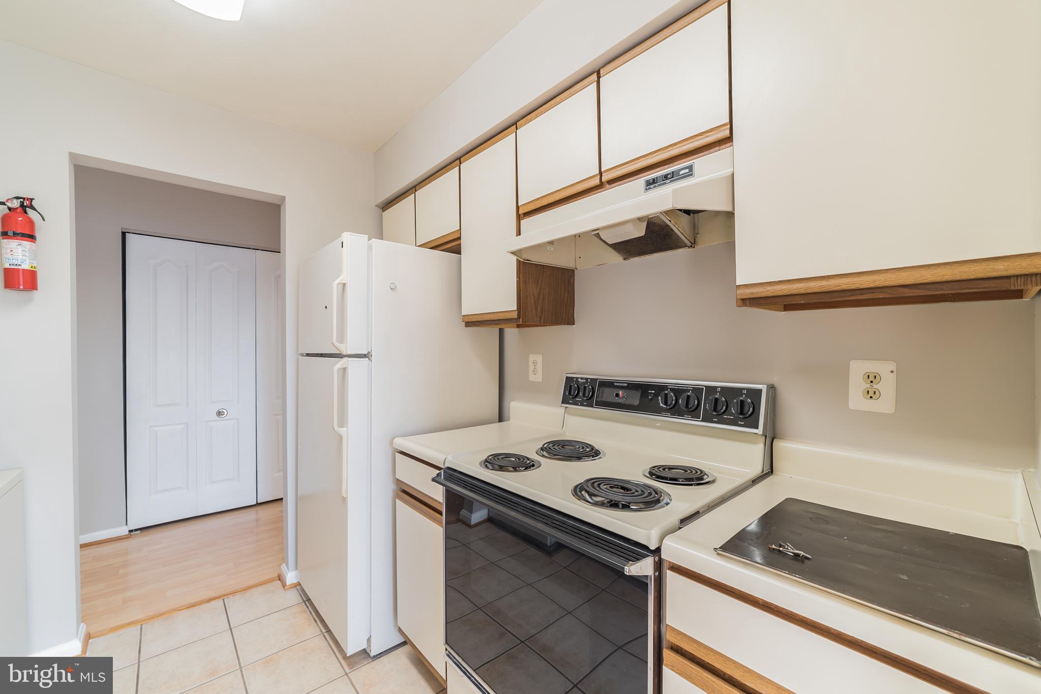 MONTGOMERY RUN - Residential Lease