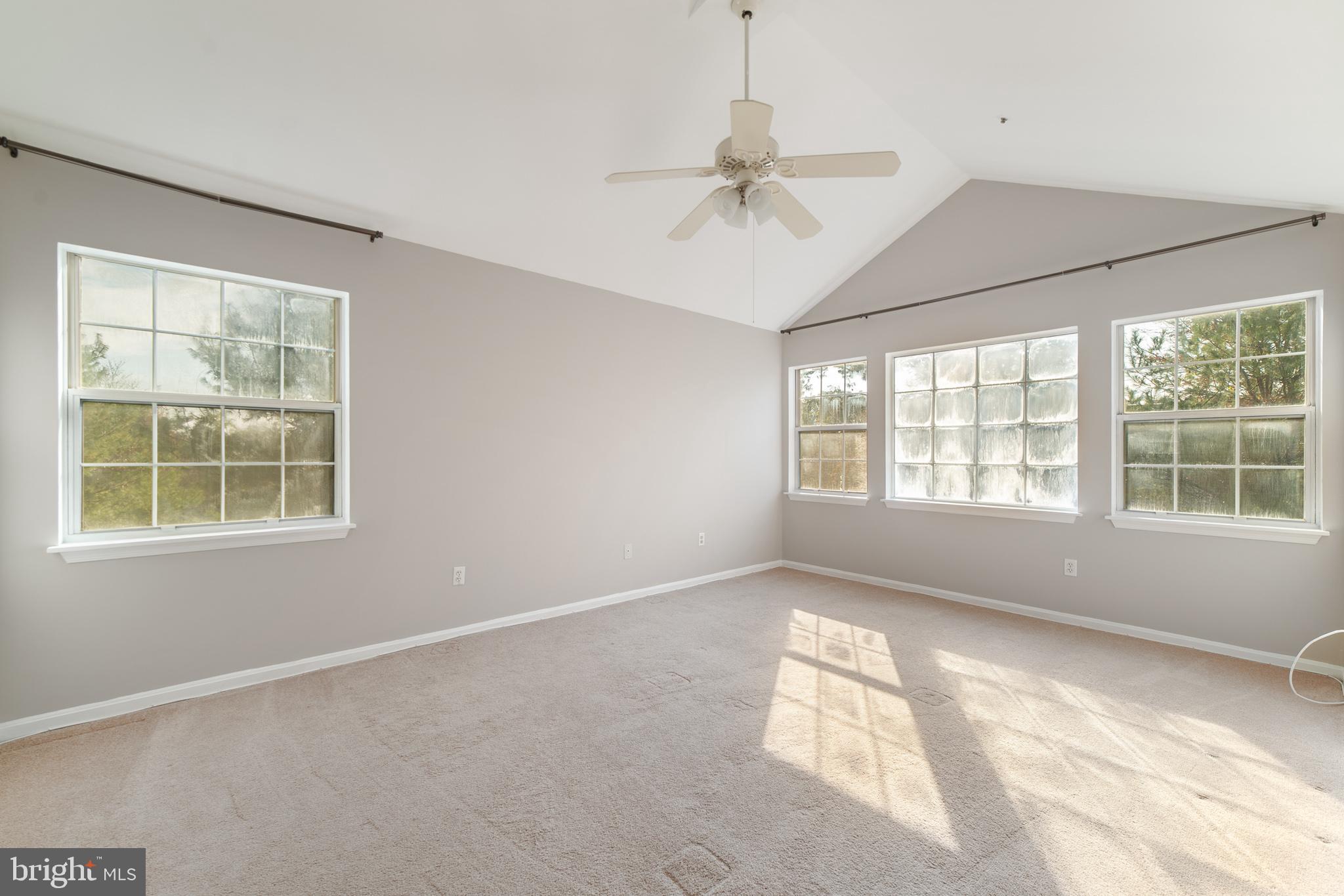 MONTGOMERY RUN - Residential Lease