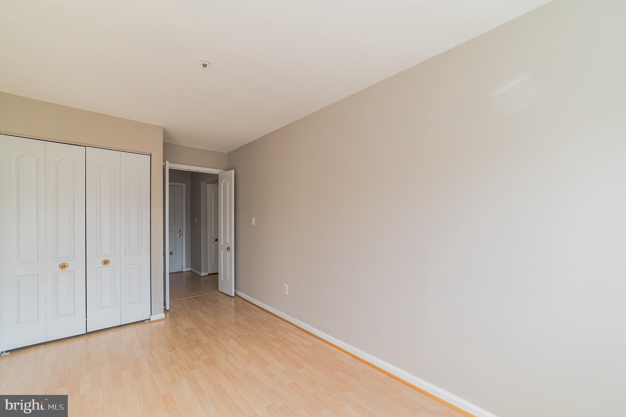 MONTGOMERY RUN - Residential Lease